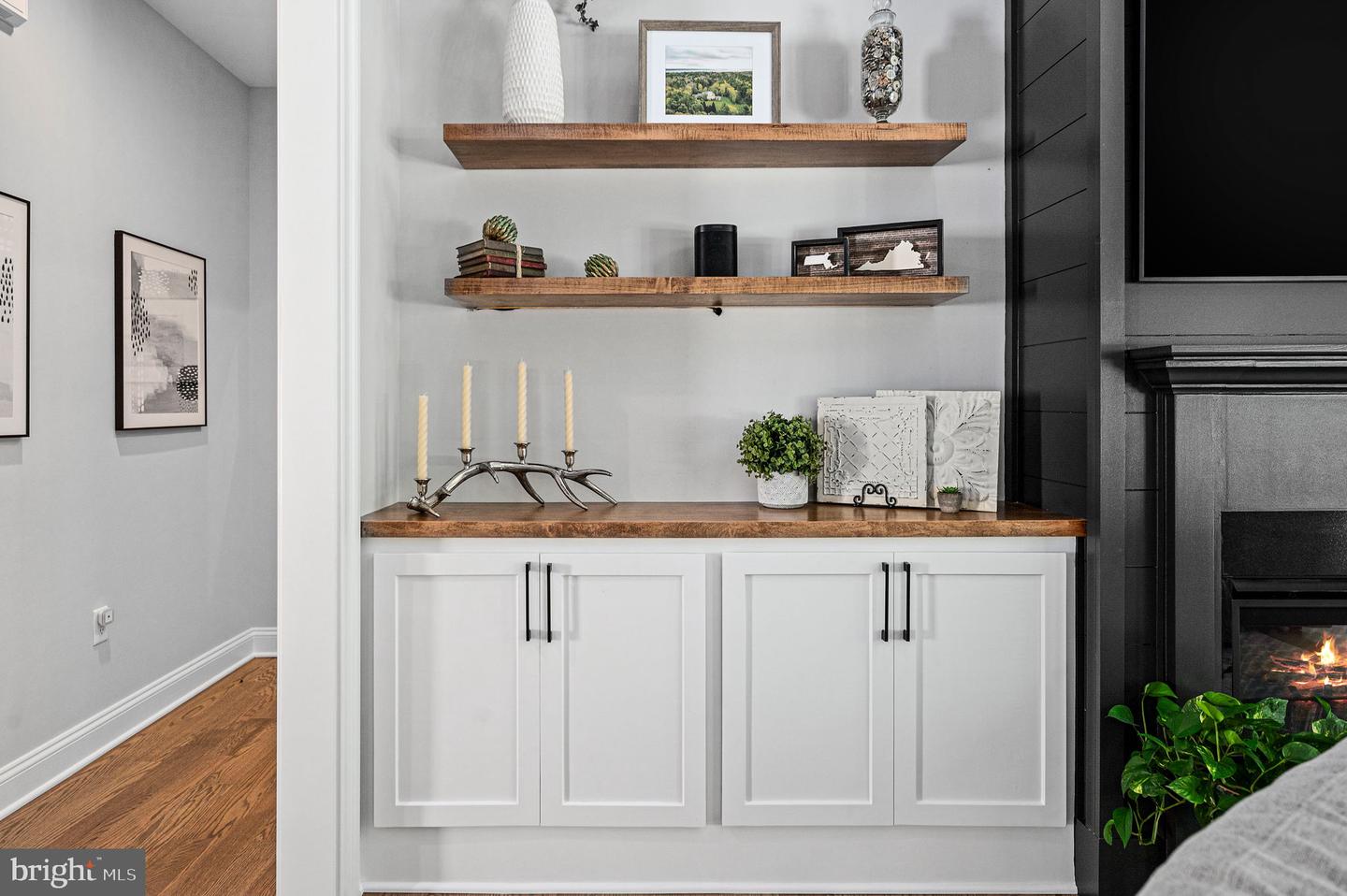 103 WATEREDGE LN, FREDERICKSBURG, Virginia 22406, 5 Bedrooms Bedrooms, ,4 BathroomsBathrooms,Residential,For sale,103 WATEREDGE LN,VAST2046398 MLS # VAST2046398