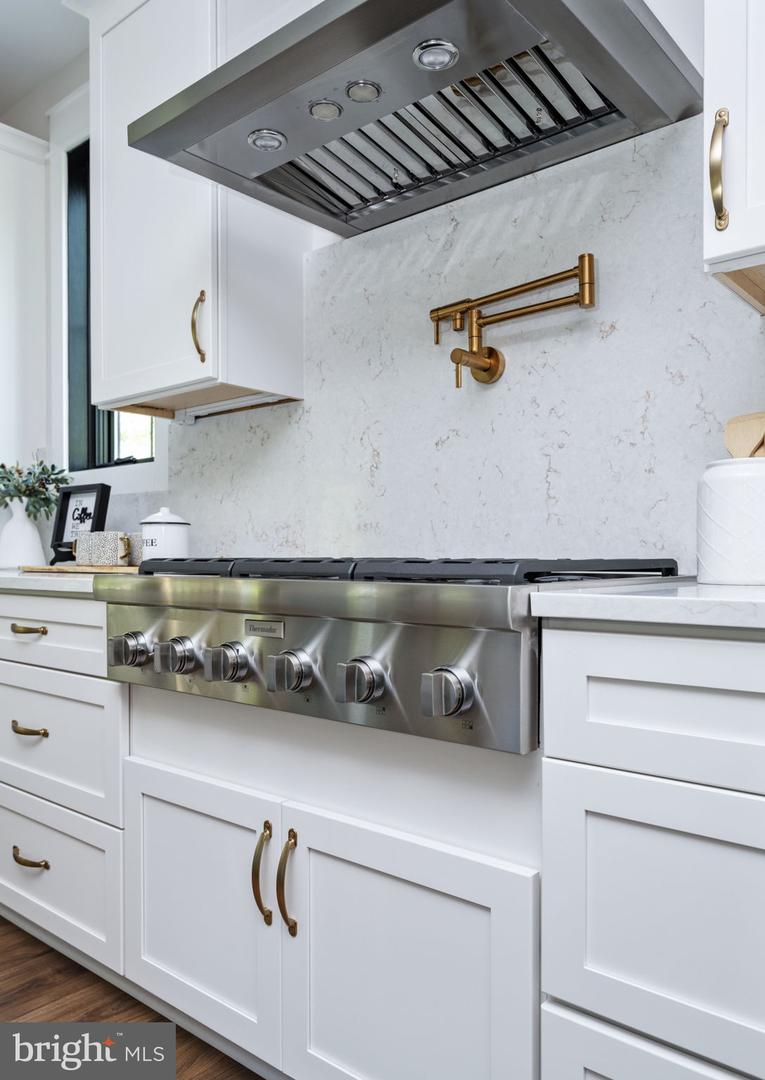 103 WATEREDGE LN, FREDERICKSBURG, Virginia 22406, 5 Bedrooms Bedrooms, ,4 BathroomsBathrooms,Residential,For sale,103 WATEREDGE LN,VAST2046398 MLS # VAST2046398