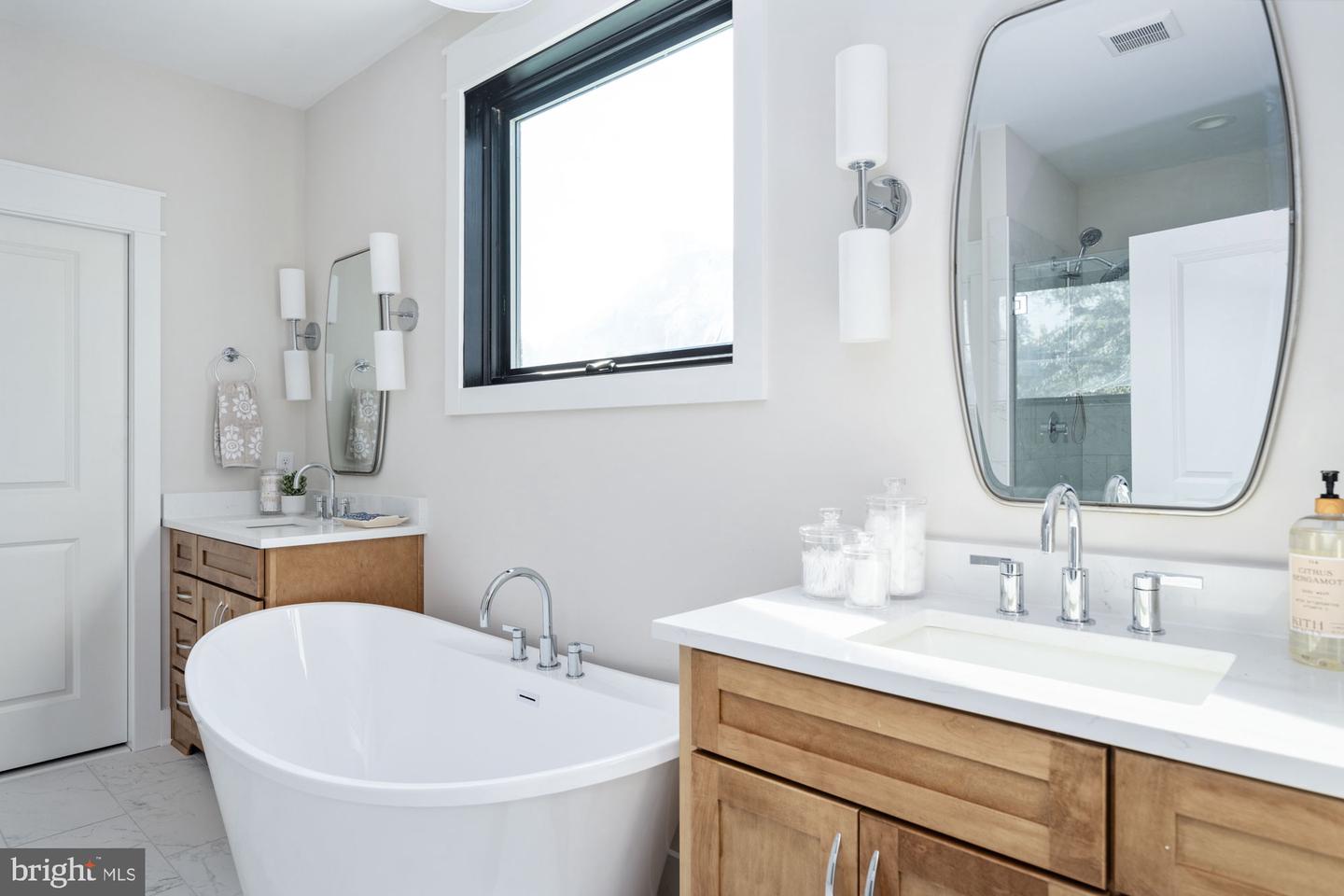 103 WATEREDGE LN, FREDERICKSBURG, Virginia 22406, 5 Bedrooms Bedrooms, ,4 BathroomsBathrooms,Residential,For sale,103 WATEREDGE LN,VAST2046398 MLS # VAST2046398