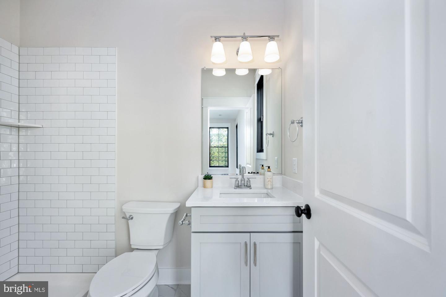 103 WATEREDGE LN, FREDERICKSBURG, Virginia 22406, 5 Bedrooms Bedrooms, ,4 BathroomsBathrooms,Residential,For sale,103 WATEREDGE LN,VAST2046398 MLS # VAST2046398