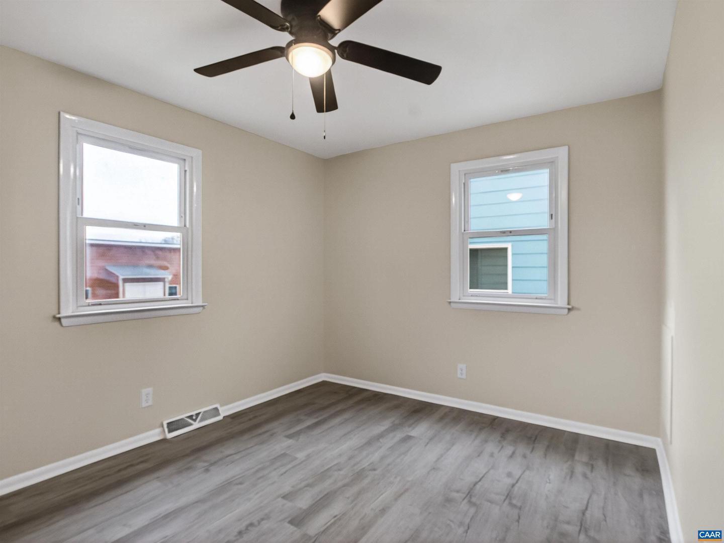 307 SPRUCE ST, CHARLOTTESVILLE, Virginia 22902, 4 Bedrooms Bedrooms, ,2 BathroomsBathrooms,Residential,For sale,307 SPRUCE ST,673594 MLS # 673594