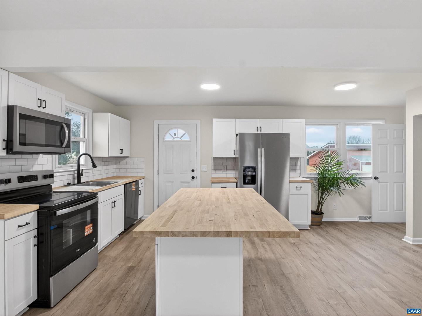 307 SPRUCE ST, CHARLOTTESVILLE, Virginia 22902, 4 Bedrooms Bedrooms, ,2 BathroomsBathrooms,Residential,For sale,307 SPRUCE ST,673594 MLS # 673594