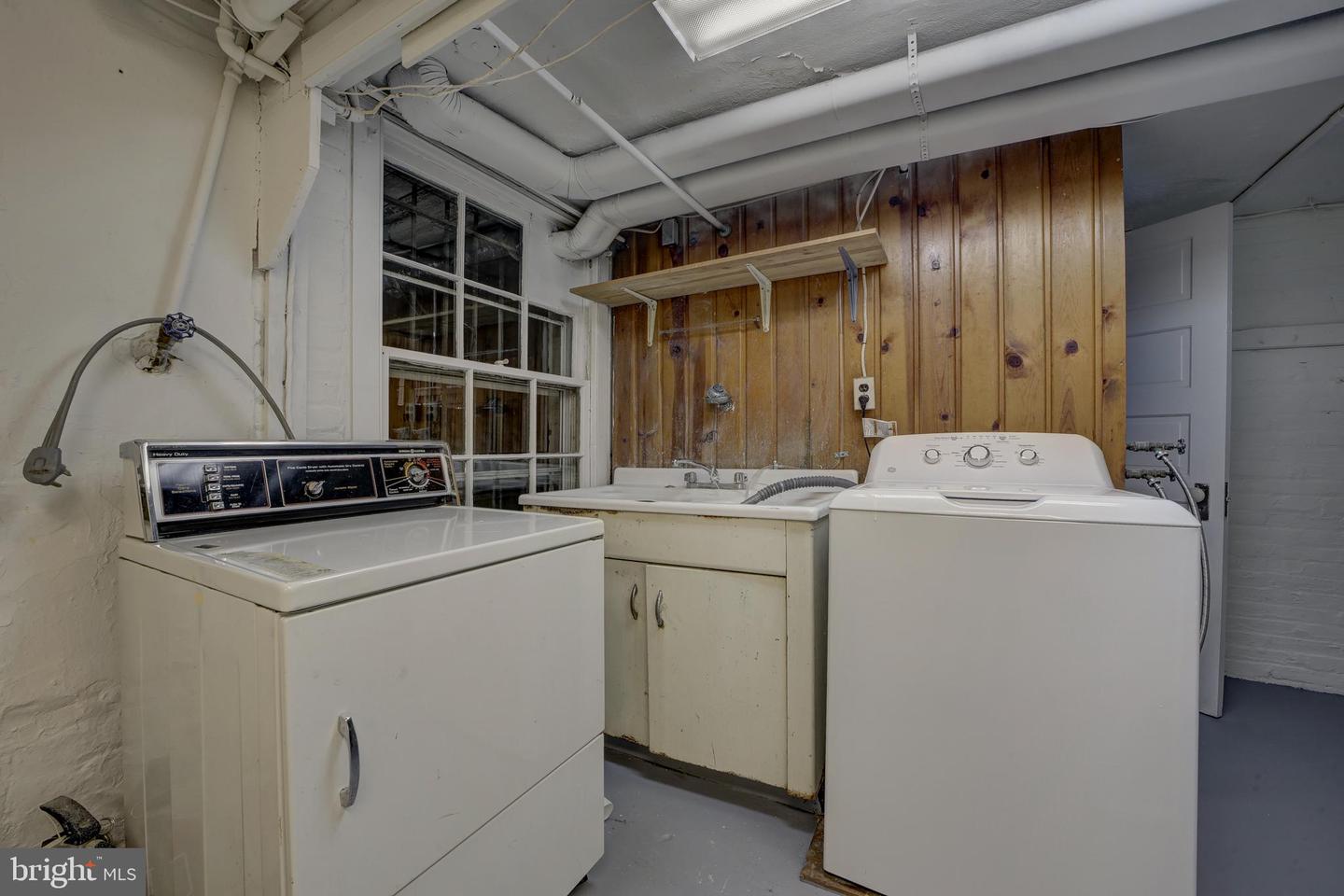 2849 29TH ST NW, WASHINGTON, District Of Columbia 20008, 3 Bedrooms Bedrooms, ,2 BathroomsBathrooms,Residential,For sale,2849 29TH ST NW,DCDC2247508 MLS # DCDC2247508