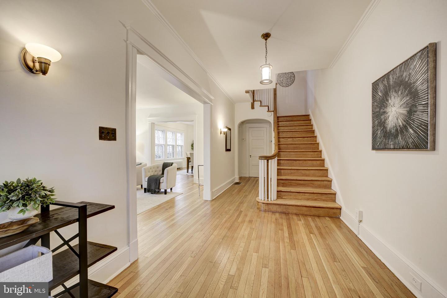 2849 29TH ST NW, WASHINGTON, District Of Columbia 20008, 3 Bedrooms Bedrooms, ,2 BathroomsBathrooms,Residential,For sale,2849 29TH ST NW,DCDC2247508 MLS # DCDC2247508