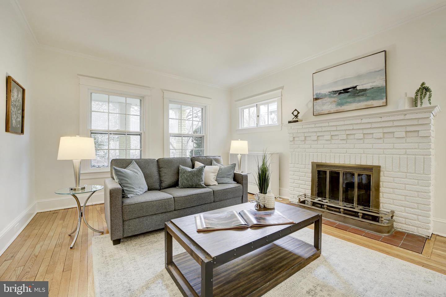 2849 29TH ST NW, WASHINGTON, District Of Columbia 20008, 3 Bedrooms Bedrooms, ,2 BathroomsBathrooms,Residential,For sale,2849 29TH ST NW,DCDC2247508 MLS # DCDC2247508