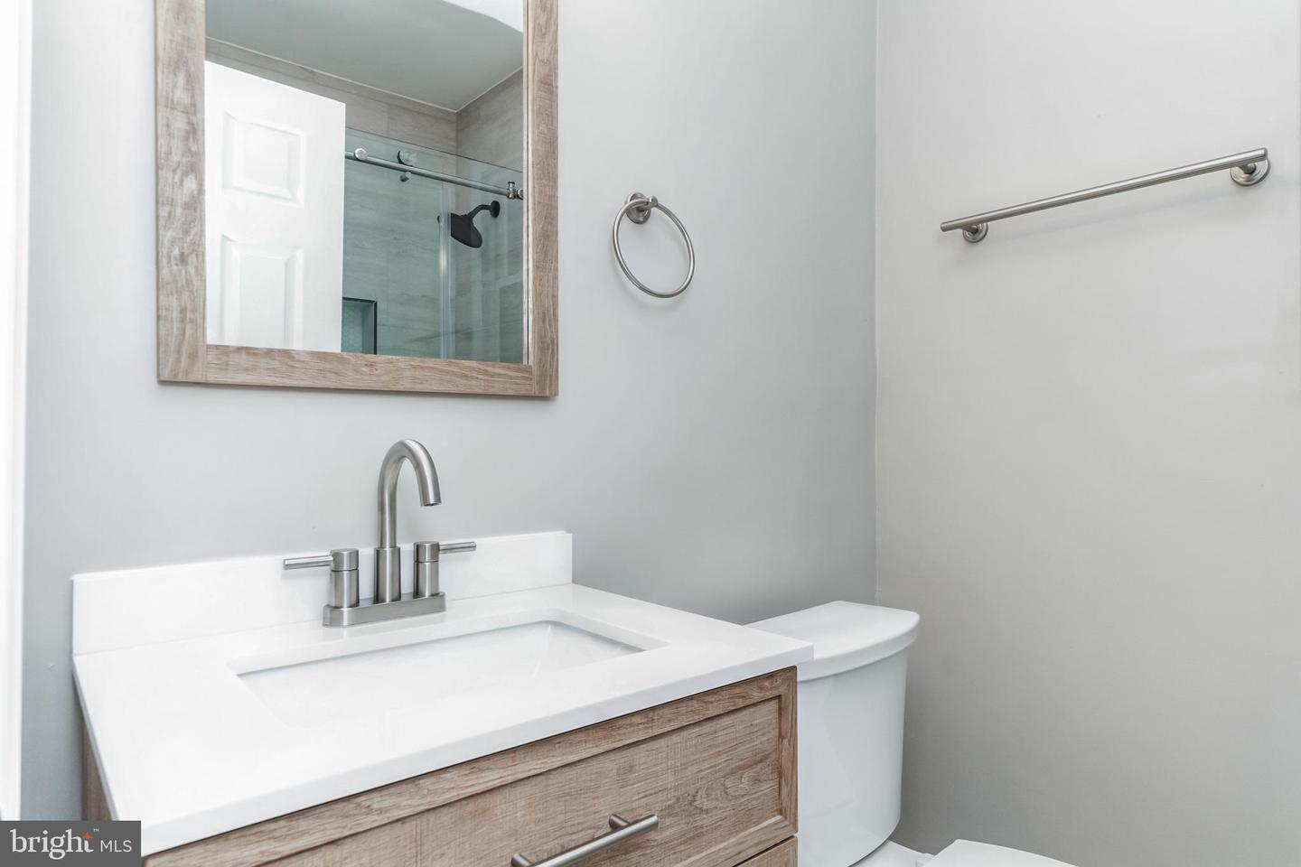 1515 1ST ST SW, WASHINGTON, District Of Columbia 20024, 3 Bedrooms Bedrooms, ,2 BathroomsBathrooms,Residential,For sale,1515 1ST ST SW,DCDC2247672 MLS # DCDC2247672