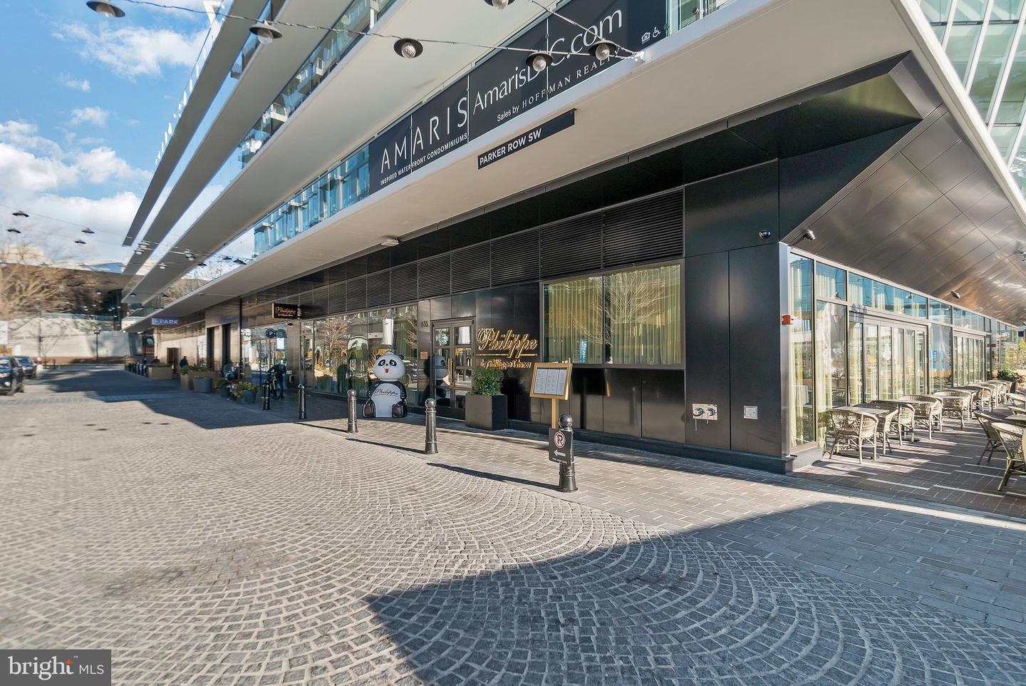 1515 1ST ST SW, WASHINGTON, District Of Columbia 20024, 3 Bedrooms Bedrooms, ,2 BathroomsBathrooms,Residential,For sale,1515 1ST ST SW,DCDC2247672 MLS # DCDC2247672