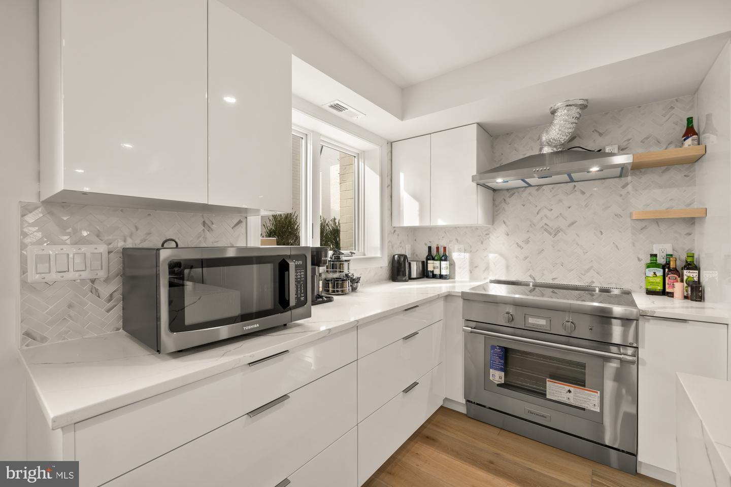 1202 POTOMAC ST NW #T6, WASHINGTON, District Of Columbia 20007, 3 Bedrooms Bedrooms, ,2 BathroomsBathrooms,Residential,For sale,1202 POTOMAC ST NW #T6,DCDC2247690 MLS # DCDC2247690