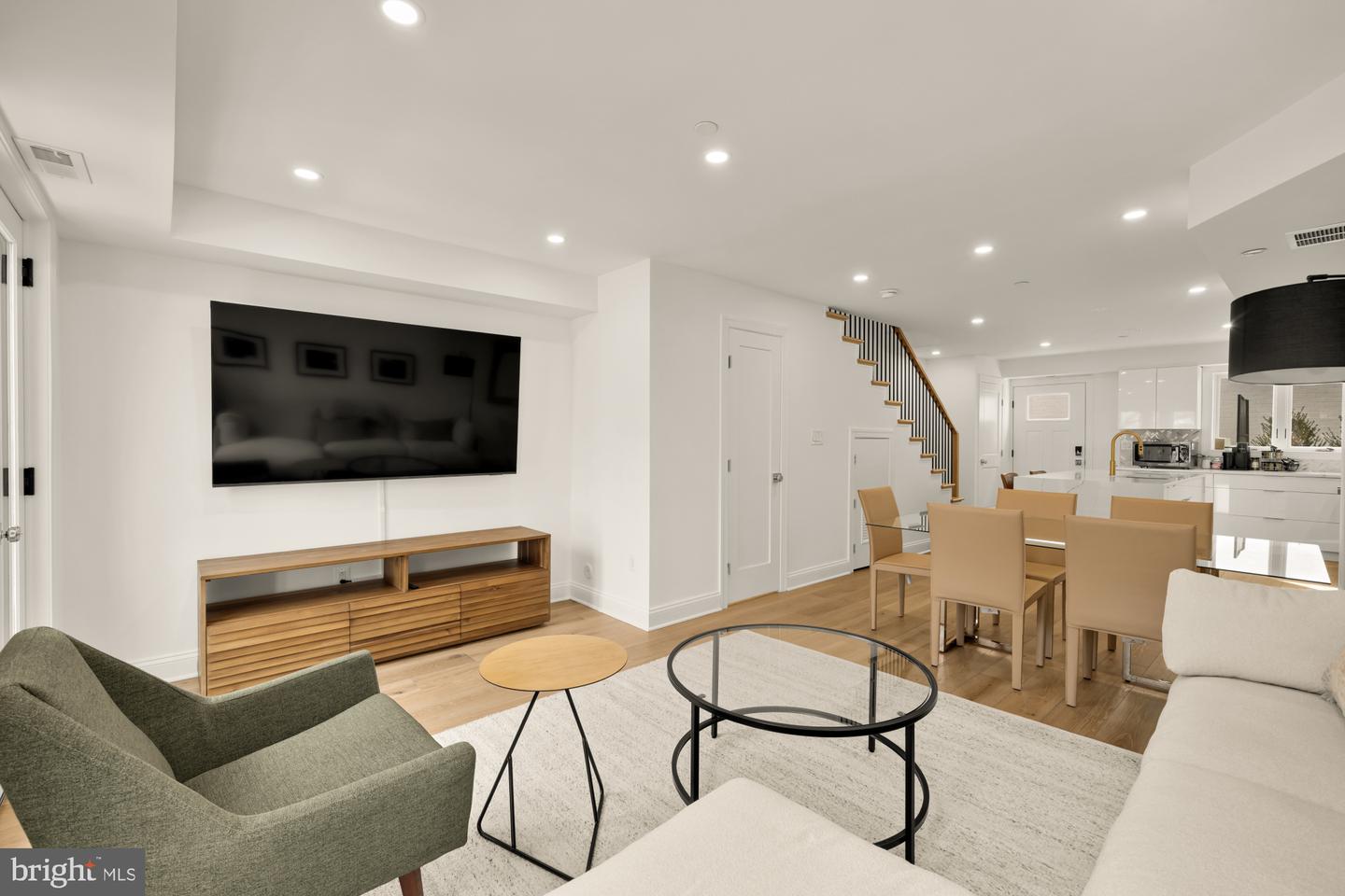 1202 POTOMAC ST NW #T6, WASHINGTON, District Of Columbia 20007, 3 Bedrooms Bedrooms, ,2 BathroomsBathrooms,Residential,For sale,1202 POTOMAC ST NW #T6,DCDC2247690 MLS # DCDC2247690