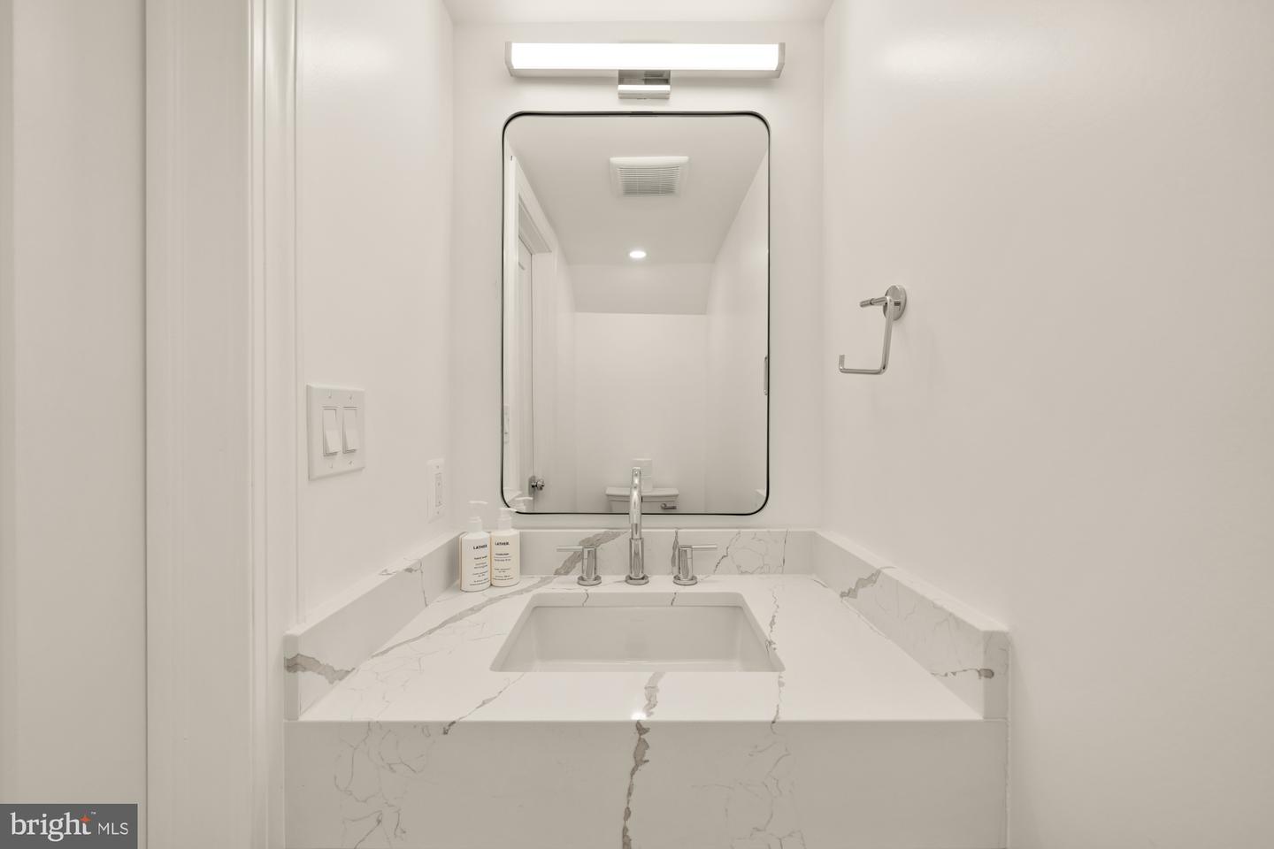 1202 POTOMAC ST NW #T6, WASHINGTON, District Of Columbia 20007, 3 Bedrooms Bedrooms, ,2 BathroomsBathrooms,Residential,For sale,1202 POTOMAC ST NW #T6,DCDC2247690 MLS # DCDC2247690