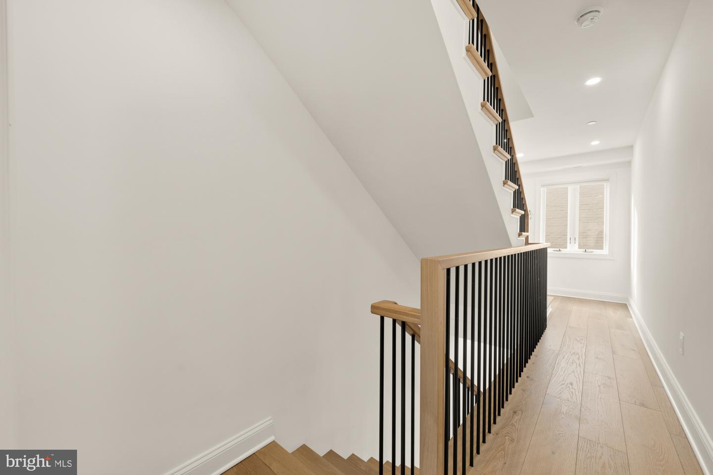 1202 POTOMAC ST NW #T6, WASHINGTON, District Of Columbia 20007, 3 Bedrooms Bedrooms, ,2 BathroomsBathrooms,Residential,For sale,1202 POTOMAC ST NW #T6,DCDC2247690 MLS # DCDC2247690