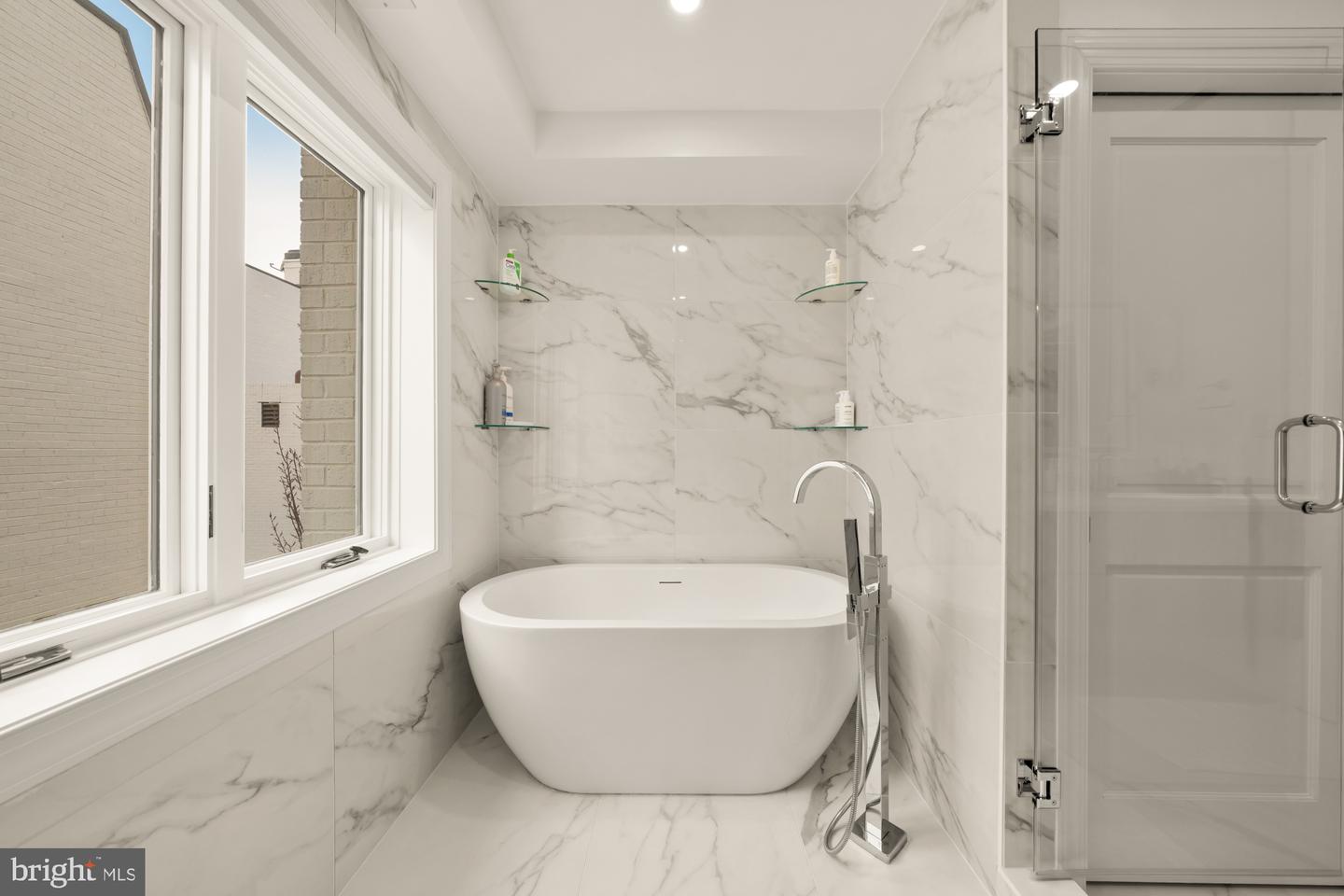 1202 POTOMAC ST NW #T6, WASHINGTON, District Of Columbia 20007, 3 Bedrooms Bedrooms, ,2 BathroomsBathrooms,Residential,For sale,1202 POTOMAC ST NW #T6,DCDC2247690 MLS # DCDC2247690