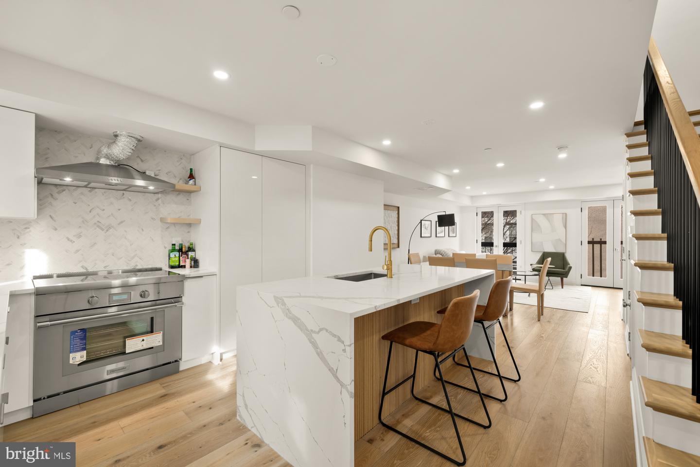 1202 POTOMAC ST NW #T6, WASHINGTON, District Of Columbia 20007, 3 Bedrooms Bedrooms, ,2 BathroomsBathrooms,Residential,For sale,1202 POTOMAC ST NW #T6,DCDC2247690 MLS # DCDC2247690