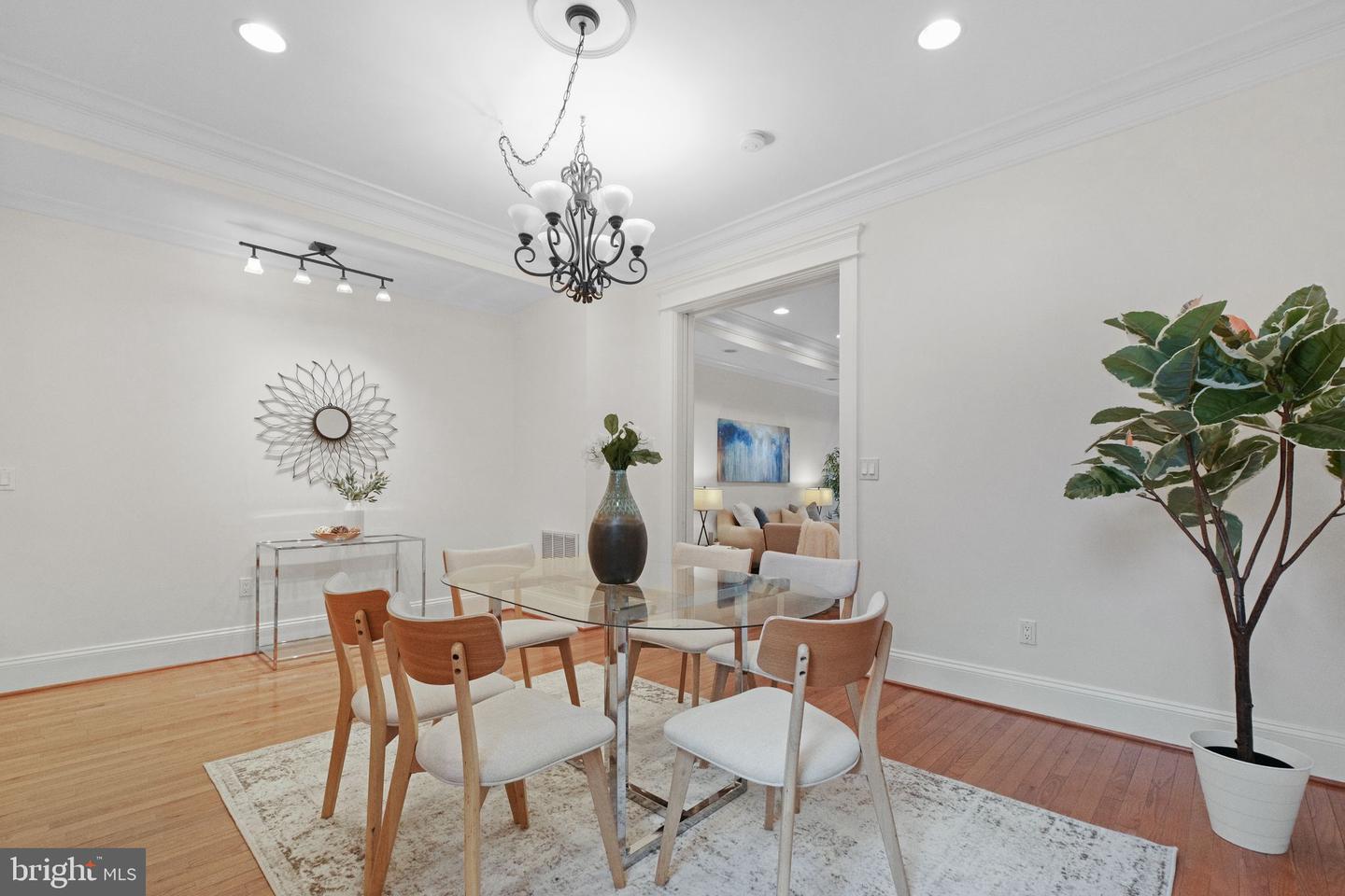 2803 N NORTH CAPITOL ST NE, WASHINGTON, District Of Columbia 20002, 4 Bedrooms Bedrooms, ,3 BathroomsBathrooms,Residential,For sale,2803 N NORTH CAPITOL ST NE,DCDC2247696 MLS # DCDC2247696