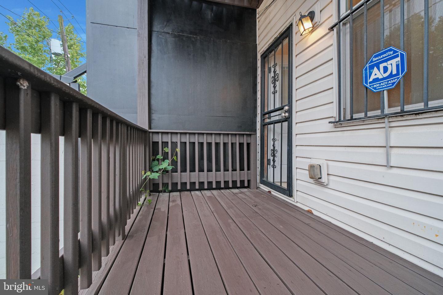 2803 N NORTH CAPITOL ST NE, WASHINGTON, District Of Columbia 20002, 4 Bedrooms Bedrooms, ,3 BathroomsBathrooms,Residential,For sale,2803 N NORTH CAPITOL ST NE,DCDC2247696 MLS # DCDC2247696