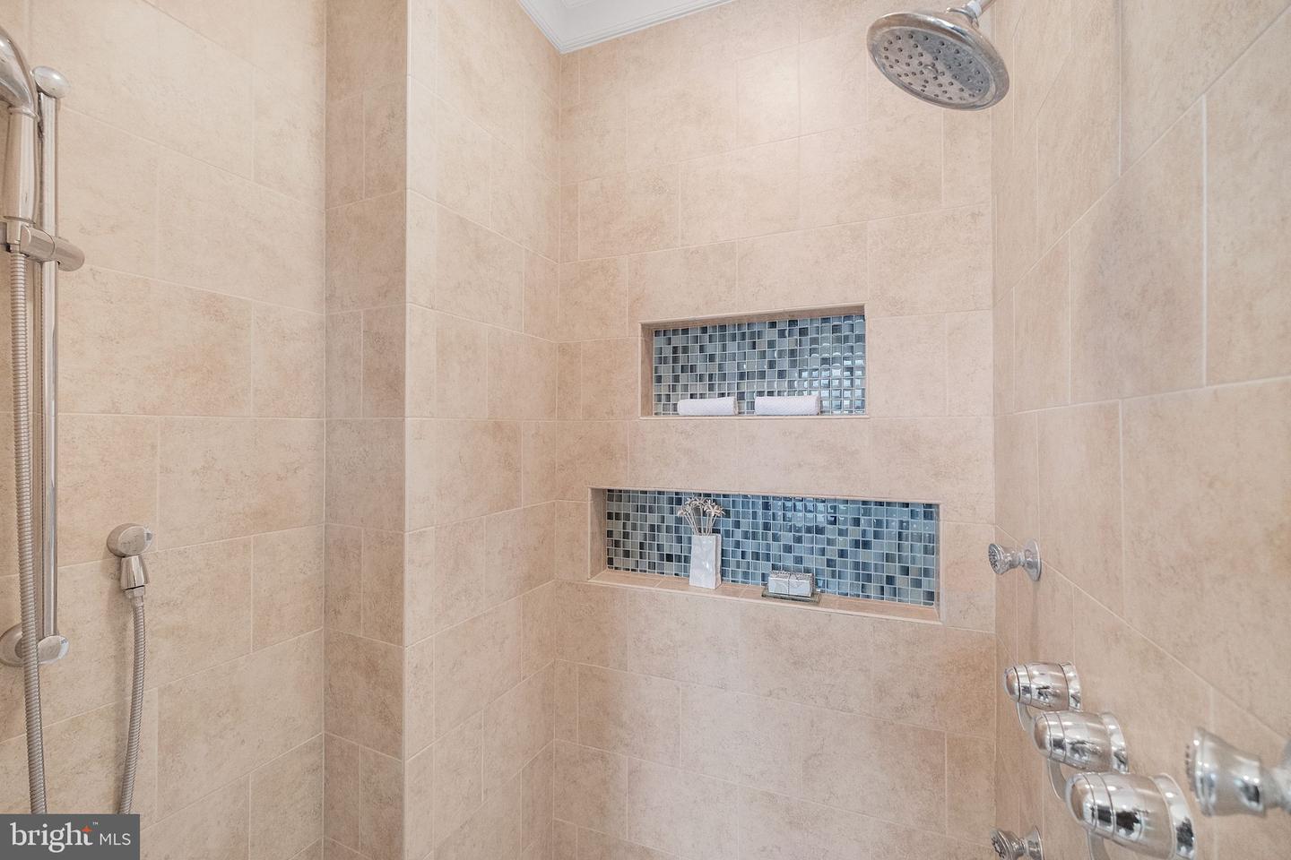 2803 N NORTH CAPITOL ST NE, WASHINGTON, District Of Columbia 20002, 4 Bedrooms Bedrooms, ,3 BathroomsBathrooms,Residential,For sale,2803 N NORTH CAPITOL ST NE,DCDC2247696 MLS # DCDC2247696