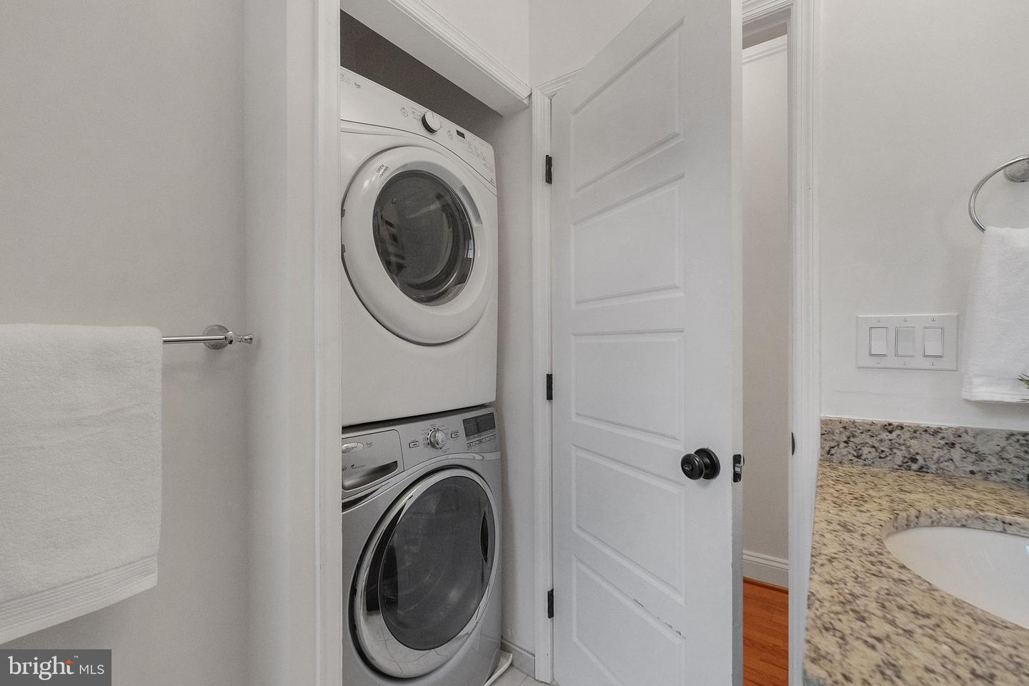 2803 N NORTH CAPITOL ST NE, WASHINGTON, District Of Columbia 20002, 4 Bedrooms Bedrooms, ,3 BathroomsBathrooms,Residential,For sale,2803 N NORTH CAPITOL ST NE,DCDC2247696 MLS # DCDC2247696