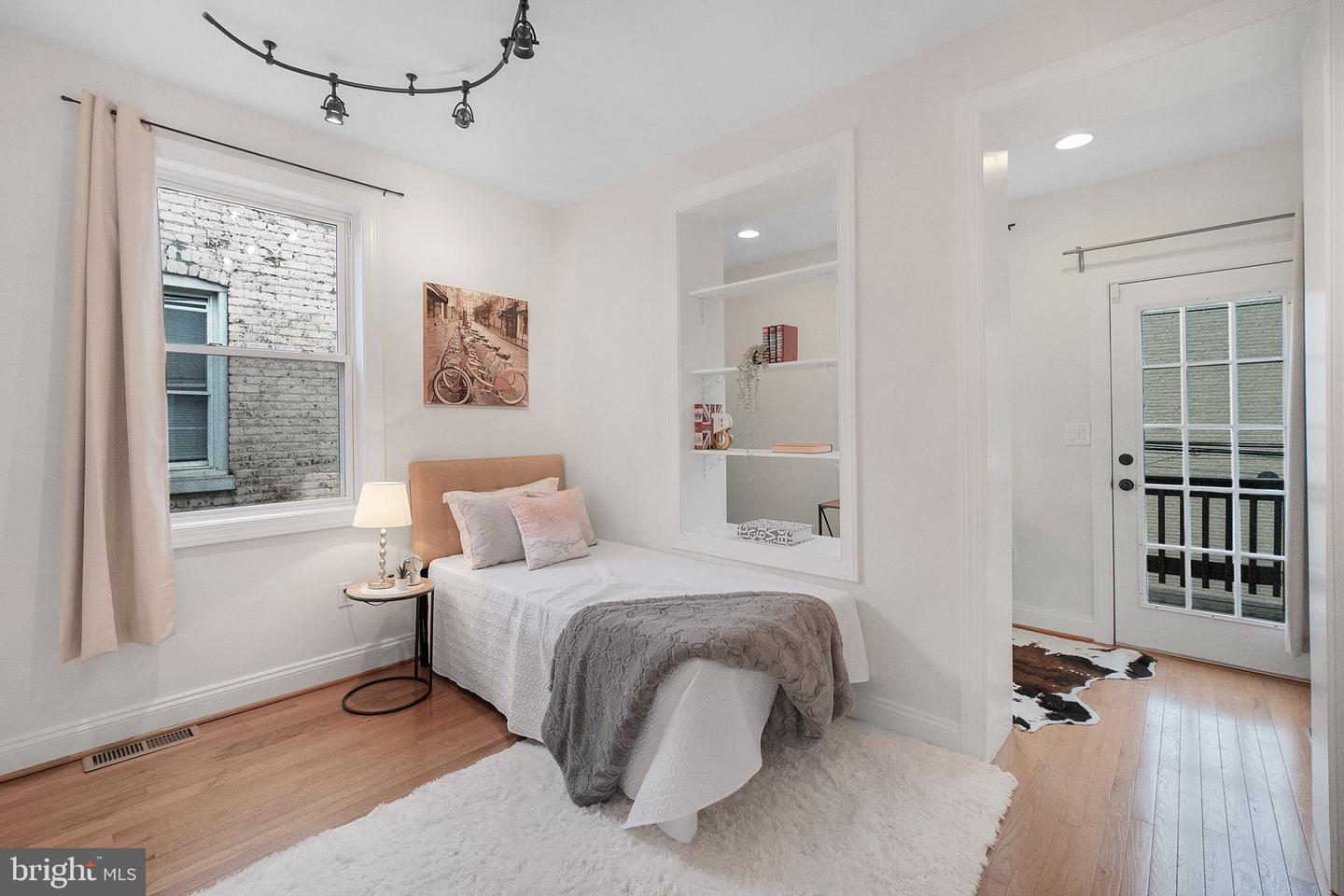 2803 N NORTH CAPITOL ST NE, WASHINGTON, District Of Columbia 20002, 4 Bedrooms Bedrooms, ,3 BathroomsBathrooms,Residential,For sale,2803 N NORTH CAPITOL ST NE,DCDC2247696 MLS # DCDC2247696