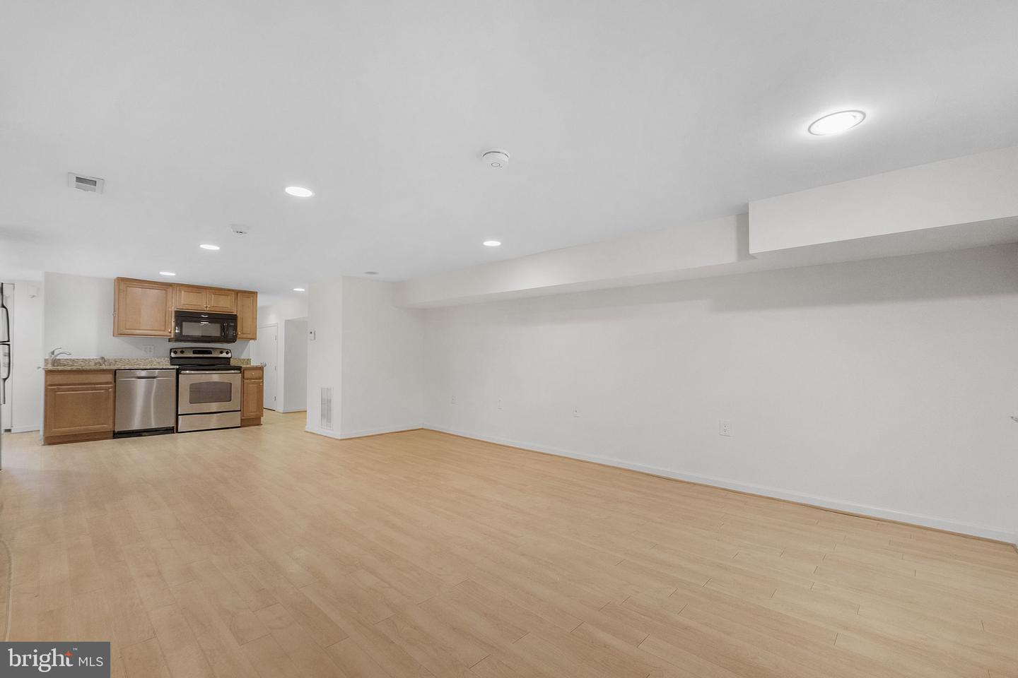 2803 N NORTH CAPITOL ST NE, WASHINGTON, District Of Columbia 20002, 4 Bedrooms Bedrooms, ,3 BathroomsBathrooms,Residential,For sale,2803 N NORTH CAPITOL ST NE,DCDC2247696 MLS # DCDC2247696