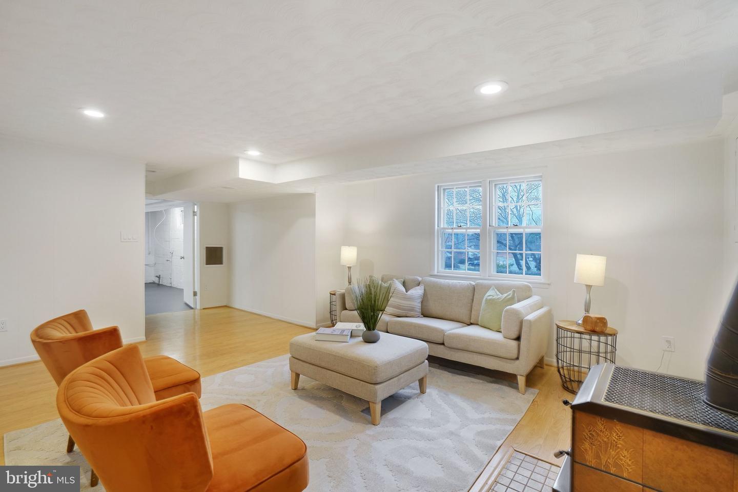 5411 22ND ST N, ARLINGTON, Virginia 22205, 4 Bedrooms Bedrooms, ,3 BathroomsBathrooms,Residential,For sale,5411 22ND ST N,VAAR2069296 MLS # VAAR2069296