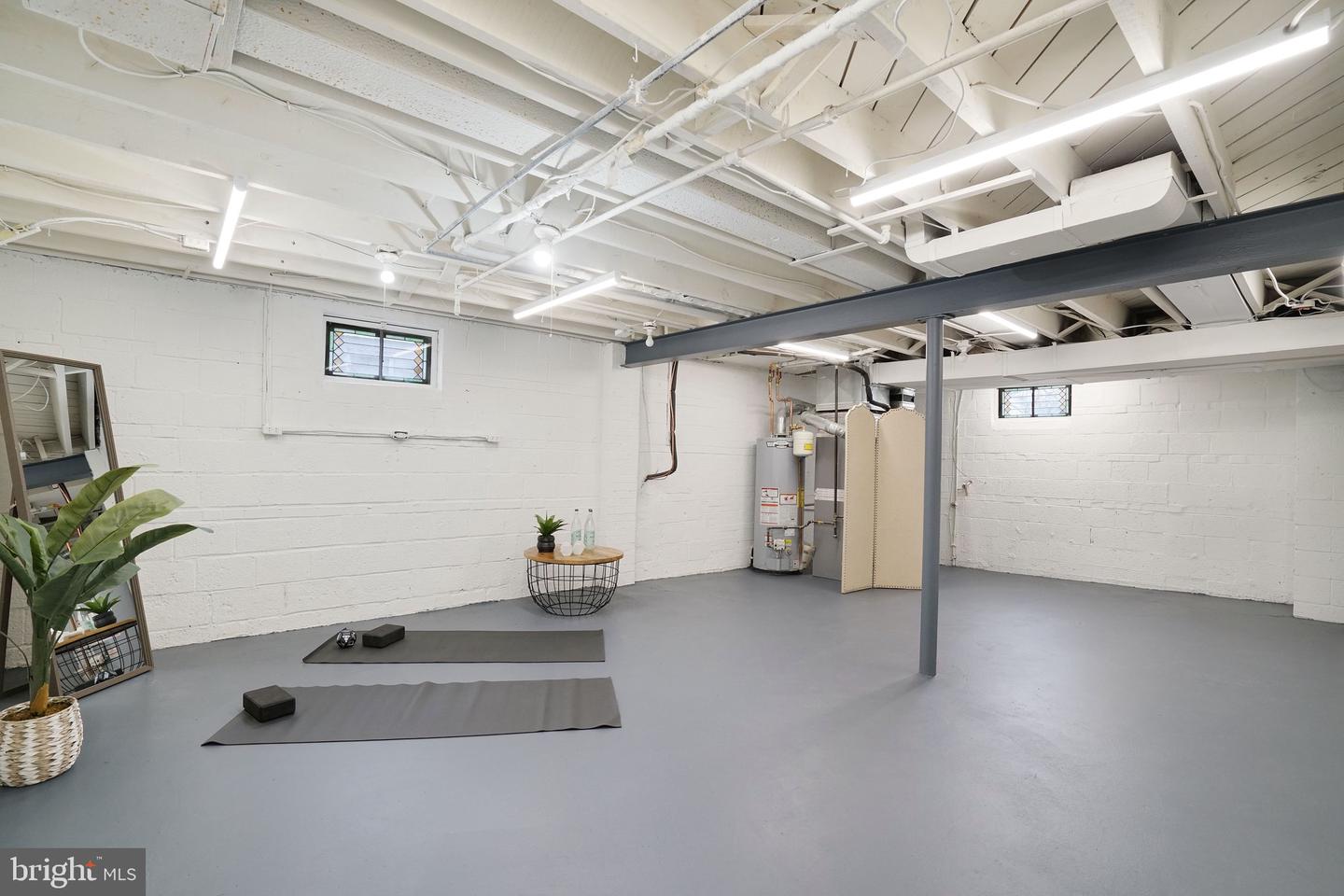 5411 22ND ST N, ARLINGTON, Virginia 22205, 4 Bedrooms Bedrooms, ,3 BathroomsBathrooms,Residential,For sale,5411 22ND ST N,VAAR2069296 MLS # VAAR2069296