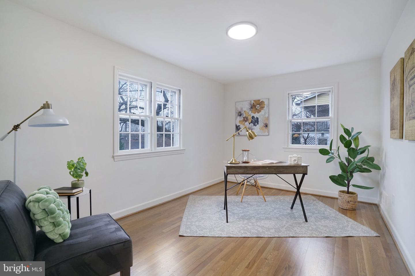 5411 22ND ST N, ARLINGTON, Virginia 22205, 4 Bedrooms Bedrooms, ,3 BathroomsBathrooms,Residential,For sale,5411 22ND ST N,VAAR2069296 MLS # VAAR2069296