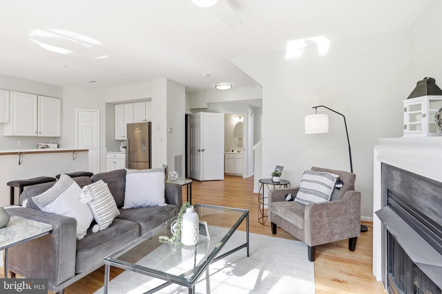 4077 BRITWELL PL, FAIRFAX, Virginia 22033, 3 Bedrooms Bedrooms, ,2 BathroomsBathrooms,Residential,For sale,4077 BRITWELL PL,VAFX2292740 MLS # VAFX2292740