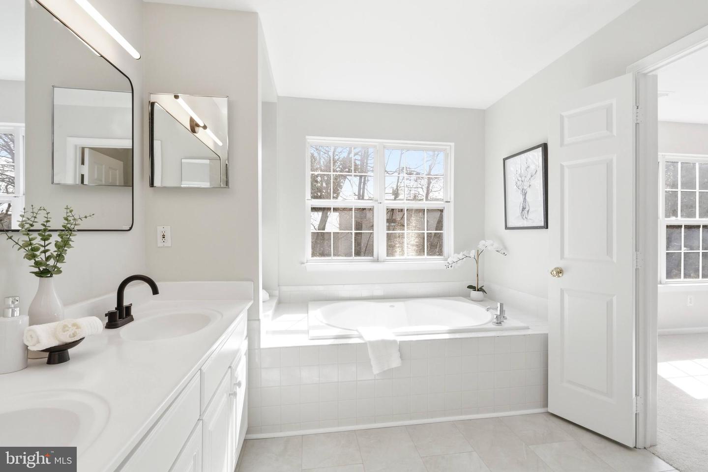 4077 BRITWELL PL, FAIRFAX, Virginia 22033, 3 Bedrooms Bedrooms, ,2 BathroomsBathrooms,Residential,For sale,4077 BRITWELL PL,VAFX2292740 MLS # VAFX2292740