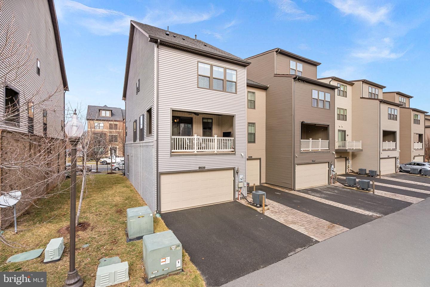 43401 CHARITABLE ST, ASHBURN, Virginia 20148, 3 Bedrooms Bedrooms, ,2 BathroomsBathrooms,Residential,For sale,43401 CHARITABLE ST,VALO2116514 MLS # VALO2116514