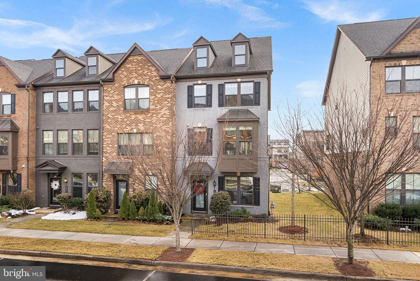 43401 CHARITABLE ST, ASHBURN, Virginia 20148, 3 Bedrooms Bedrooms, ,2 BathroomsBathrooms,Residential,For sale,43401 CHARITABLE ST,VALO2116514 MLS # VALO2116514