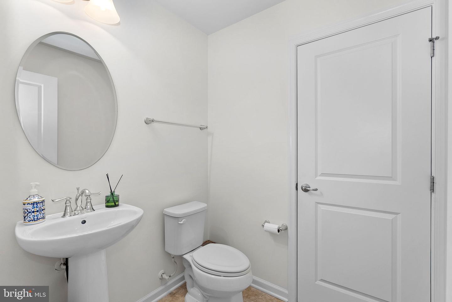 43401 CHARITABLE ST, ASHBURN, Virginia 20148, 3 Bedrooms Bedrooms, ,2 BathroomsBathrooms,Residential,For sale,43401 CHARITABLE ST,VALO2116514 MLS # VALO2116514