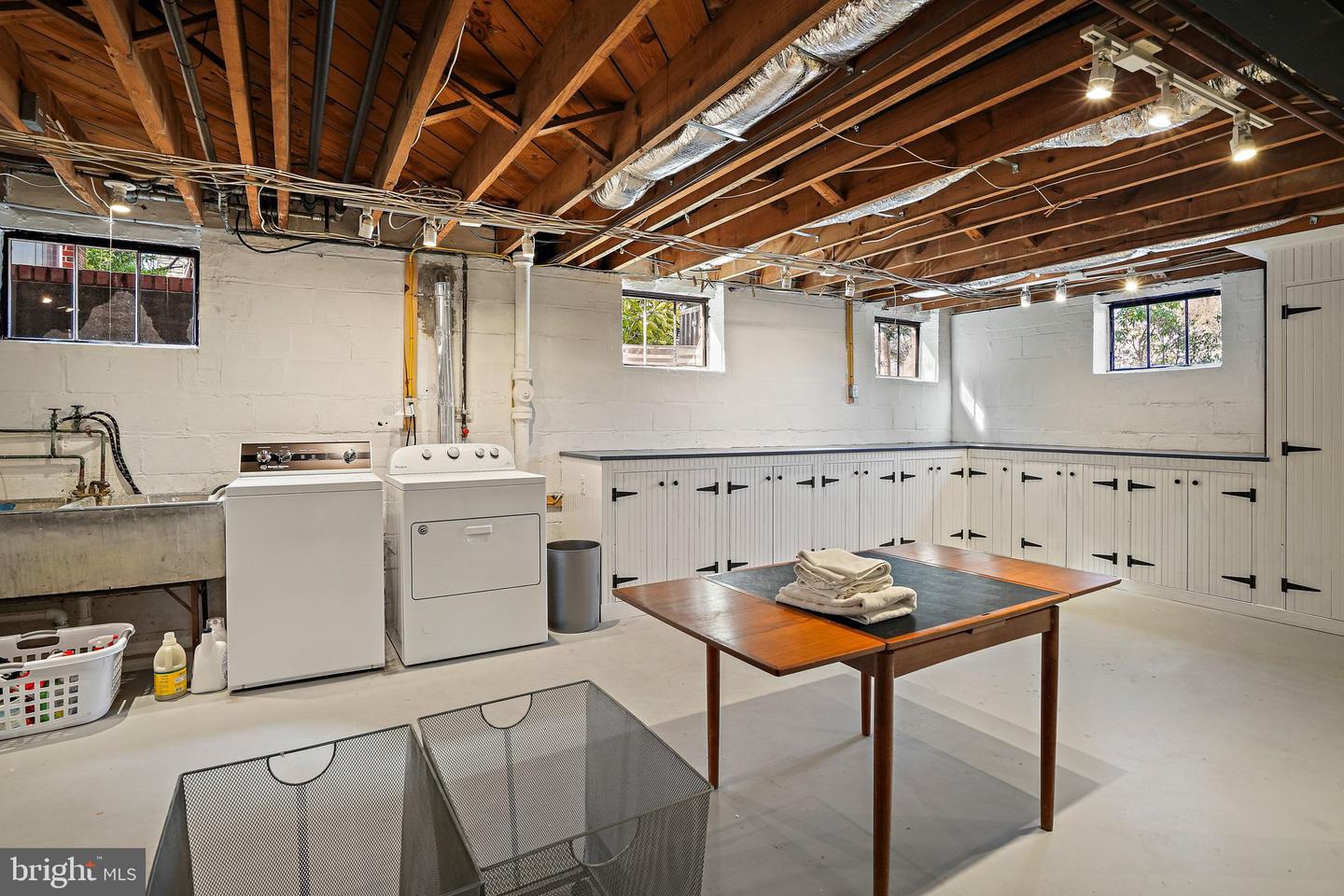 3212 TENNYSON ST NW, WASHINGTON, District Of Columbia 20015, 4 Bedrooms Bedrooms, ,2 BathroomsBathrooms,Residential,For sale,3212 TENNYSON ST NW,DCDC2247430 MLS # DCDC2247430