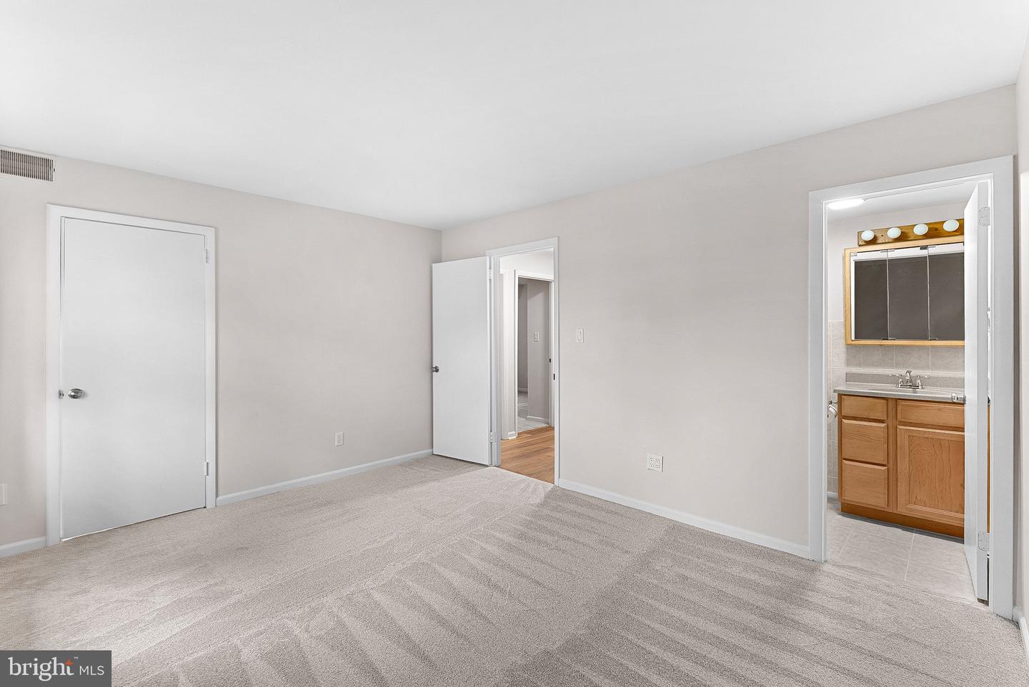 221 N EMORY DR #8, STERLING, Virginia 20164, 3 Bedrooms Bedrooms, ,2 BathroomsBathrooms,Residential,For sale,221 N EMORY DR #8,VALO2116558 MLS # VALO2116558 221 N EMORY DR #8, STERLING, Virginia 20164, 3 Bedrooms Bedrooms, ,2 BathroomsBathrooms,Residential,For sale,221 N EMORY DR #8,VALO2116558 MLS # VALO2116558