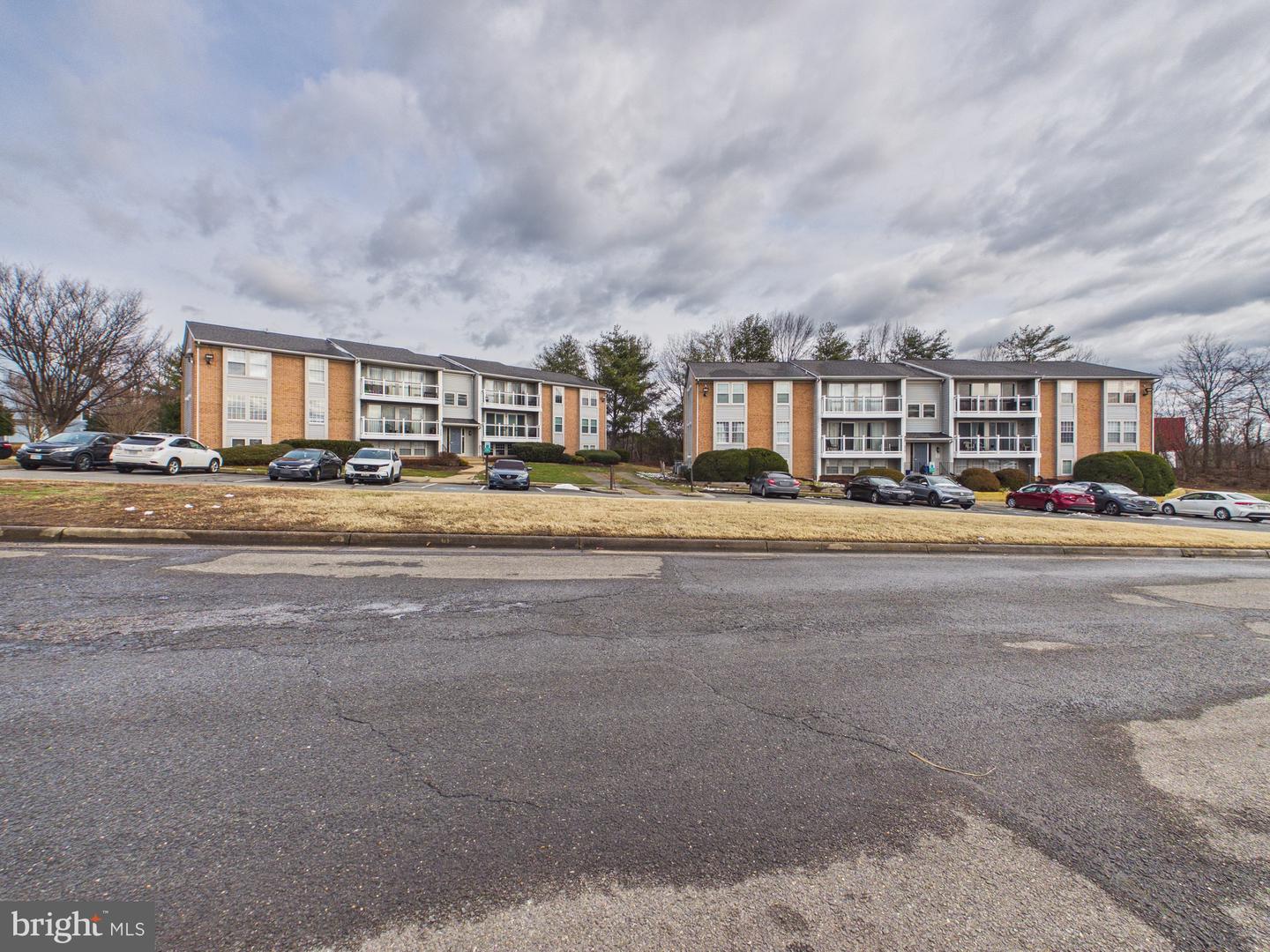 3351 YOST LN #102, DUMFRIES, Virginia 22026, 2 Bedrooms Bedrooms, ,1 BathroomBathrooms,Residential,For sale,3351 YOST LN #102,VAPW2113106 MLS # VAPW2113106