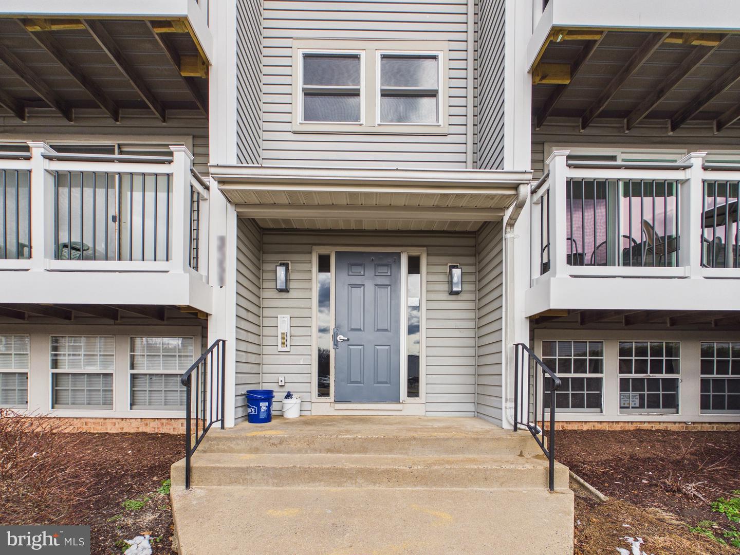 3351 YOST LN #102, DUMFRIES, Virginia 22026, 2 Bedrooms Bedrooms, ,1 BathroomBathrooms,Residential,For sale,3351 YOST LN #102,VAPW2113106 MLS # VAPW2113106