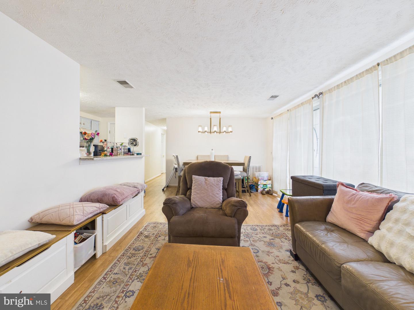 3351 YOST LN #102, DUMFRIES, Virginia 22026, 2 Bedrooms Bedrooms, ,1 BathroomBathrooms,Residential,For sale,3351 YOST LN #102,VAPW2113106 MLS # VAPW2113106