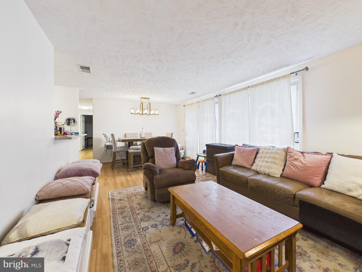 3351 YOST LN #102, DUMFRIES, Virginia 22026, 2 Bedrooms Bedrooms, ,1 BathroomBathrooms,Residential,For sale,3351 YOST LN #102,VAPW2113106 MLS # VAPW2113106