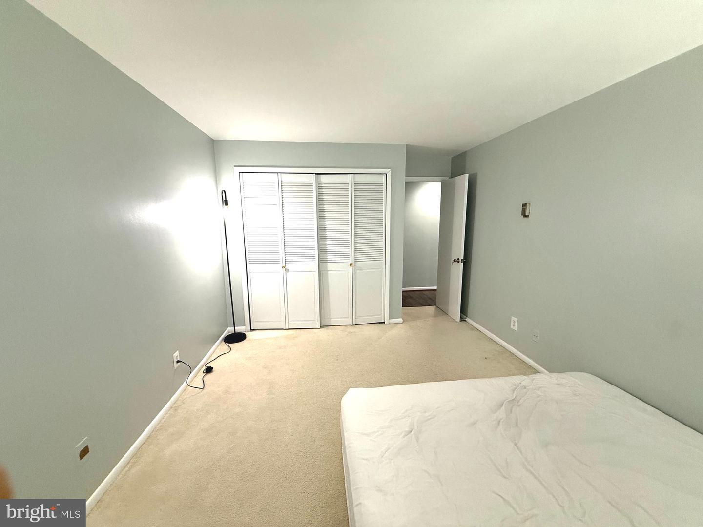 600 ROOSEVELT BLVD #611, FALLS CHURCH, Virginia 22044, 2 Bedrooms Bedrooms, ,1 BathroomBathrooms,Residential,For sale,600 ROOSEVELT BLVD #611,VAFA2003608 MLS # VAFA2003608