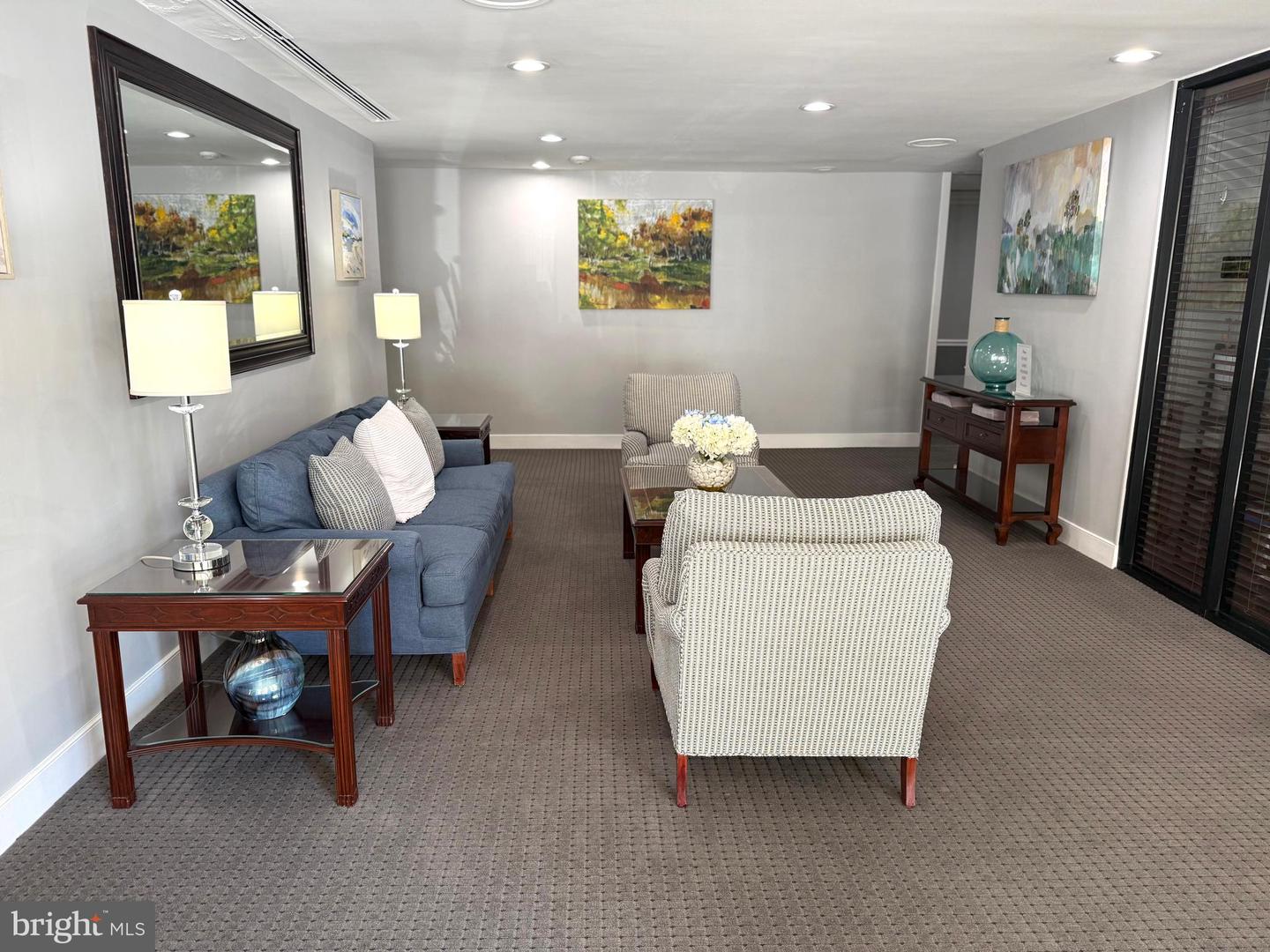 600 ROOSEVELT BLVD #611, FALLS CHURCH, Virginia 22044, 2 Bedrooms Bedrooms, ,1 BathroomBathrooms,Residential,For sale,600 ROOSEVELT BLVD #611,VAFA2003608 MLS # VAFA2003608