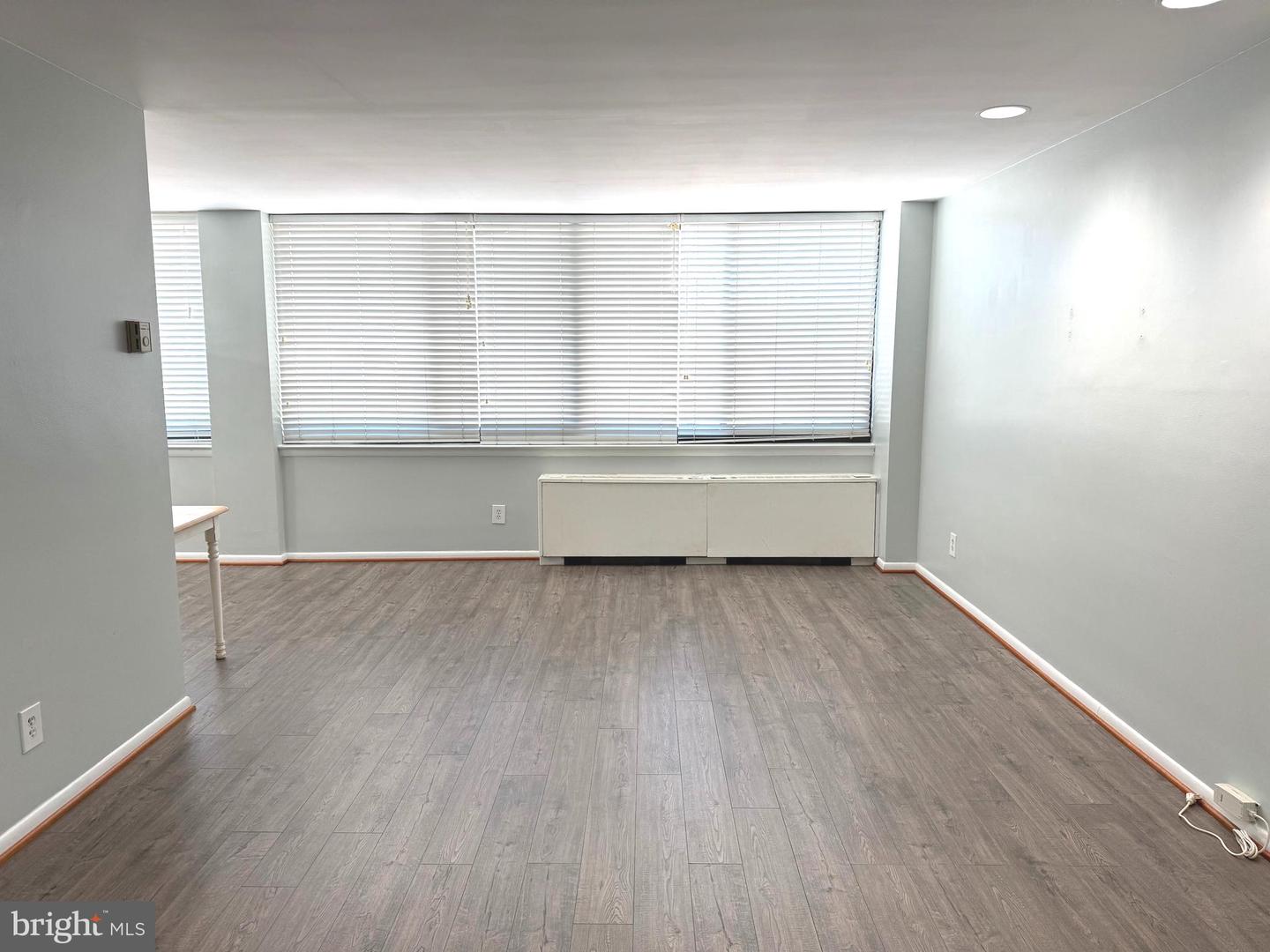 600 ROOSEVELT BLVD #611, FALLS CHURCH, Virginia 22044, 2 Bedrooms Bedrooms, ,1 BathroomBathrooms,Residential,For sale,600 ROOSEVELT BLVD #611,VAFA2003608 MLS # VAFA2003608