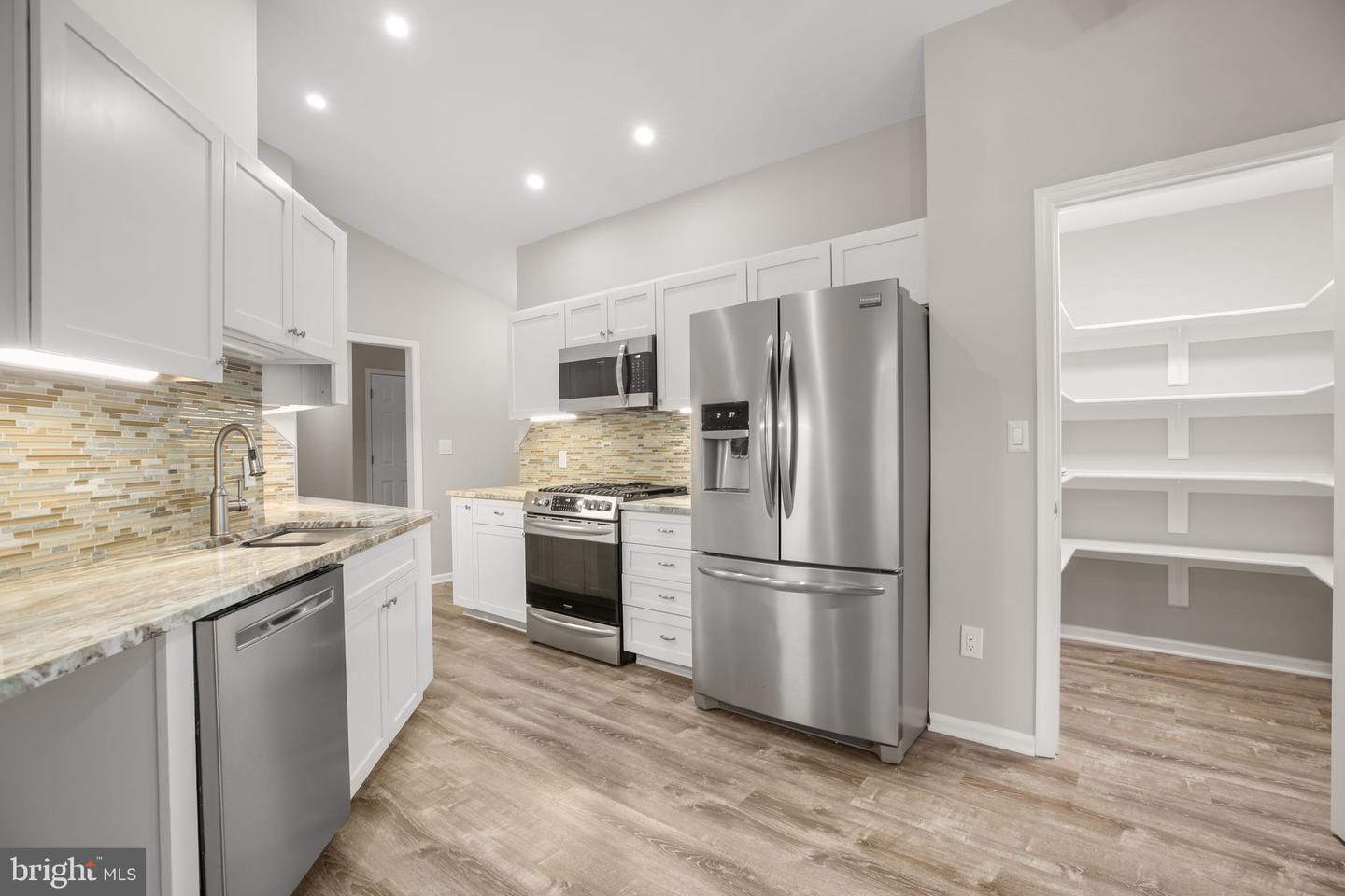 207 OLD LANDING CT, FREDERICKSBURG, Virginia 22405, 3 Bedrooms Bedrooms, 8 Rooms Rooms,3 BathroomsBathrooms,Residential,For sale,207 OLD LANDING CT,VAST2046406 MLS # VAST2046406 207 OLD LANDING CT, FREDERICKSBURG, Virginia 22405, 3 Bedrooms Bedrooms, 8 Rooms Rooms,3 BathroomsBathrooms,Residential,For sale,207 OLD LANDING CT,VAST2046406 MLS # VAST2046406