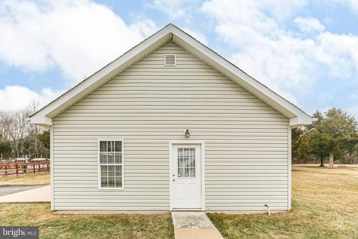 207 OLD LANDING CT, FREDERICKSBURG, Virginia 22405, 3 Bedrooms Bedrooms, 8 Rooms Rooms,3 BathroomsBathrooms,Residential,For sale,207 OLD LANDING CT,VAST2046406 MLS # VAST2046406 207 OLD LANDING CT, FREDERICKSBURG, Virginia 22405, 3 Bedrooms Bedrooms, 8 Rooms Rooms,3 BathroomsBathrooms,Residential,For sale,207 OLD LANDING CT,VAST2046406 MLS # VAST2046406