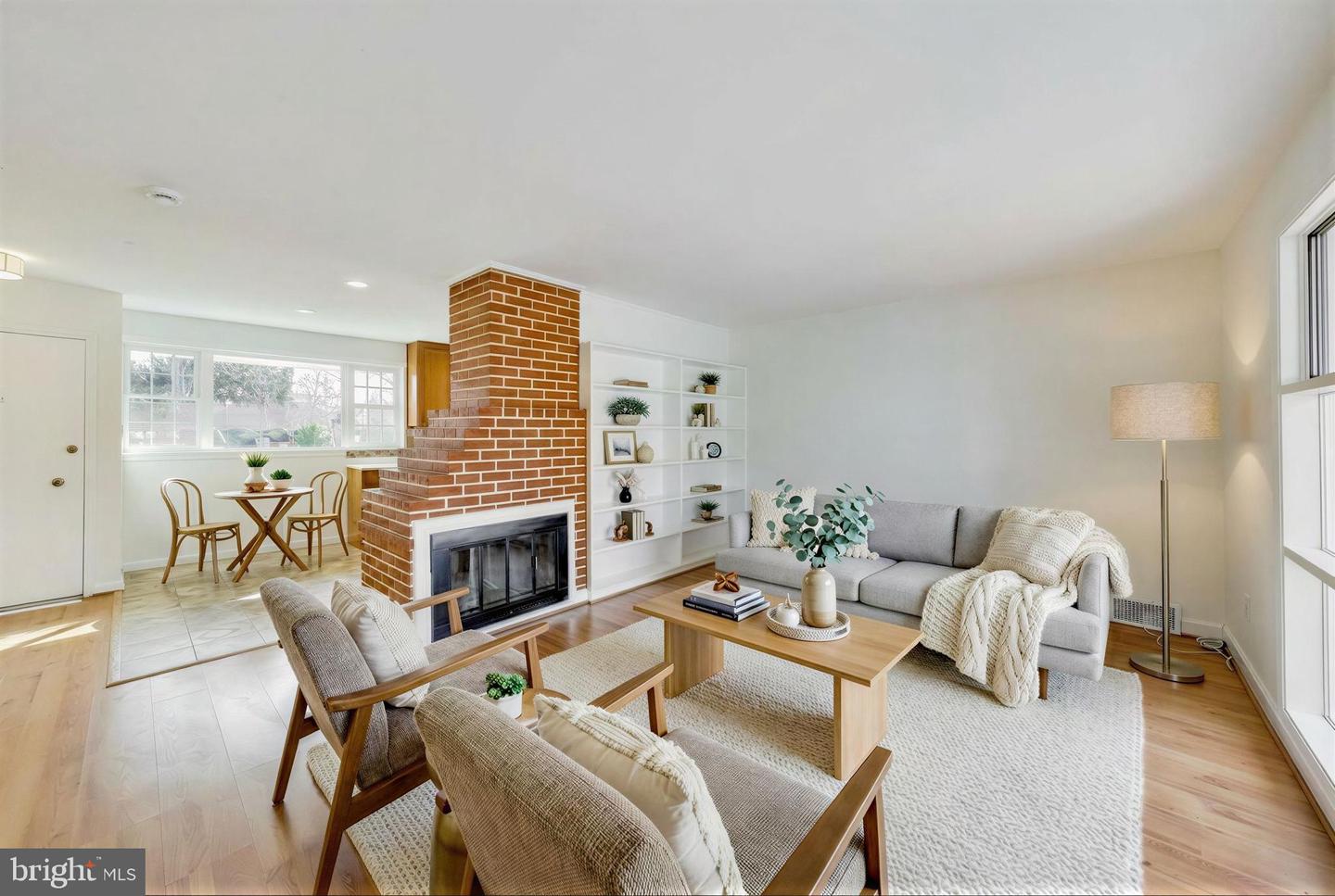 7402 INZER ST, SPRINGFIELD, Virginia 22151, 3 Bedrooms Bedrooms, ,1 BathroomBathrooms,Residential,For sale,7402 INZER ST,VAFX2292486 MLS # VAFX2292486