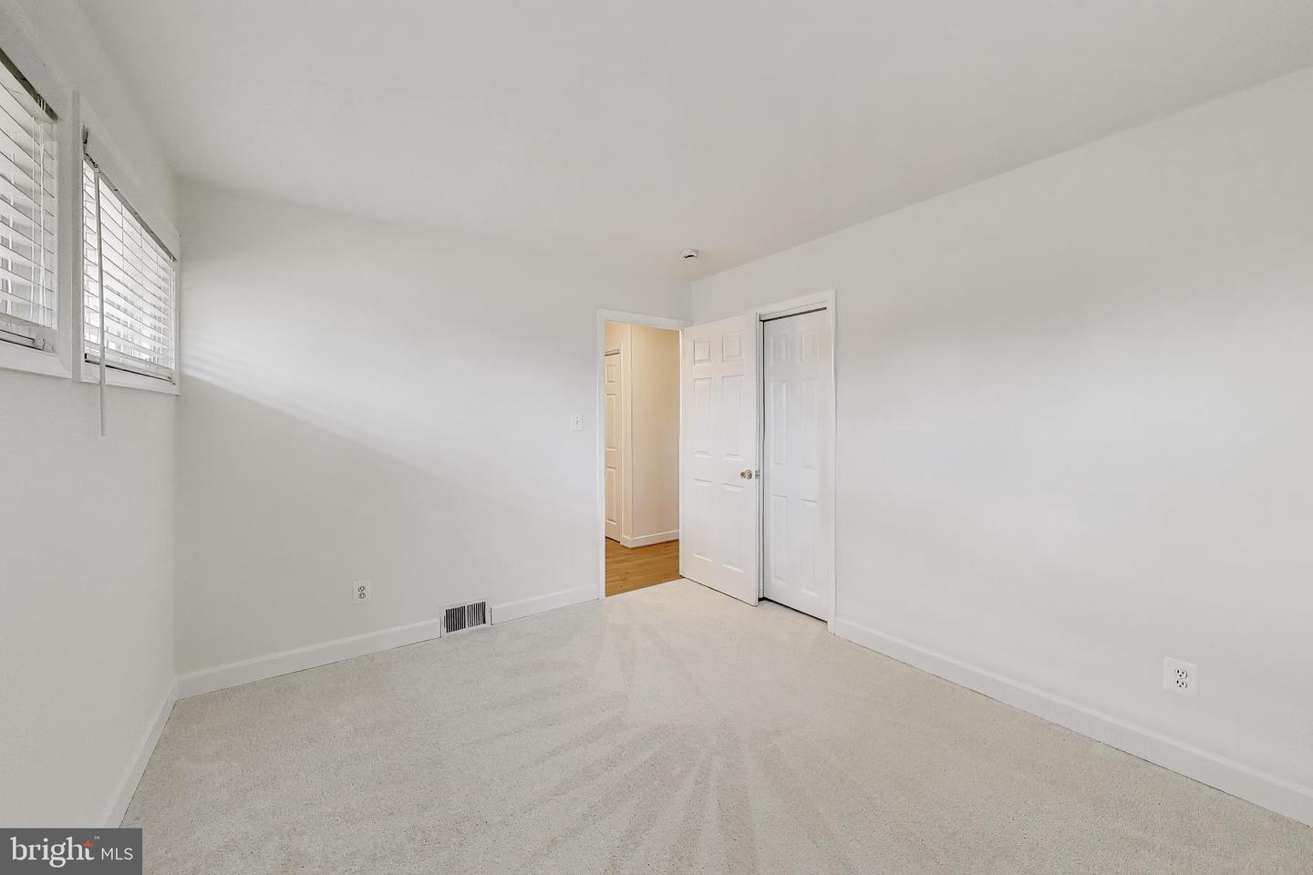 7402 INZER ST, SPRINGFIELD, Virginia 22151, 3 Bedrooms Bedrooms, ,1 BathroomBathrooms,Residential,For sale,7402 INZER ST,VAFX2292486 MLS # VAFX2292486