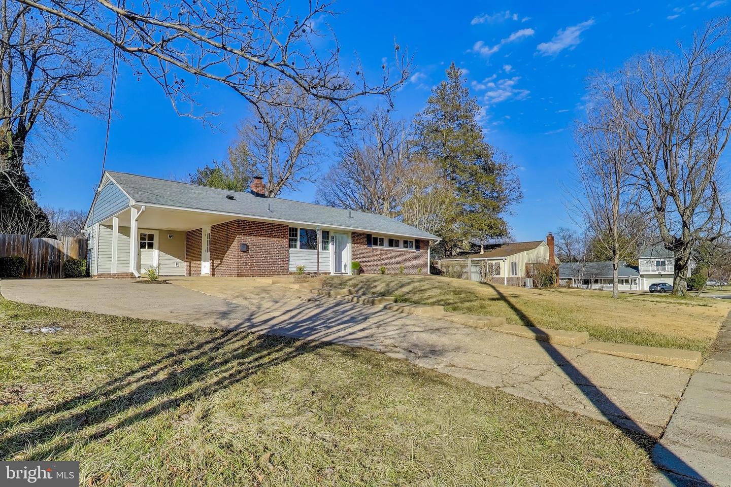 7402 INZER ST, SPRINGFIELD, Virginia 22151, 3 Bedrooms Bedrooms, ,1 BathroomBathrooms,Residential,For sale,7402 INZER ST,VAFX2292486 MLS # VAFX2292486