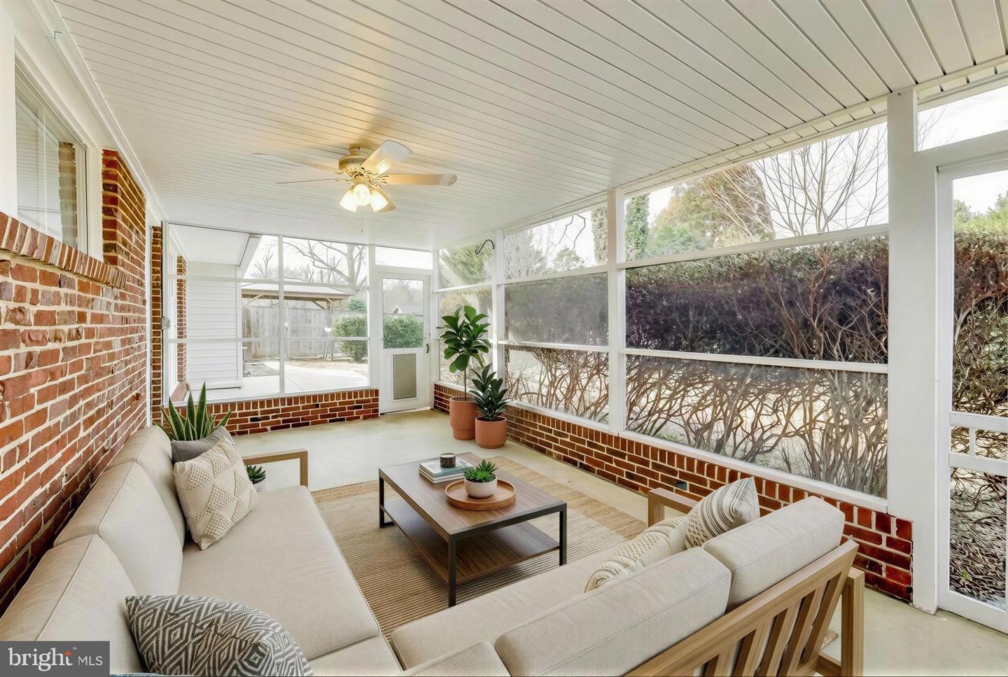 7402 INZER ST, SPRINGFIELD, Virginia 22151, 3 Bedrooms Bedrooms, ,1 BathroomBathrooms,Residential,For sale,7402 INZER ST,VAFX2292486 MLS # VAFX2292486