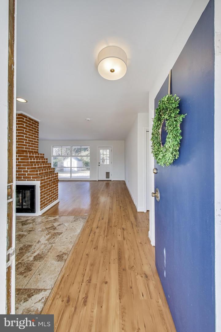 7402 INZER ST, SPRINGFIELD, Virginia 22151, 3 Bedrooms Bedrooms, ,1 BathroomBathrooms,Residential,For sale,7402 INZER ST,VAFX2292486 MLS # VAFX2292486