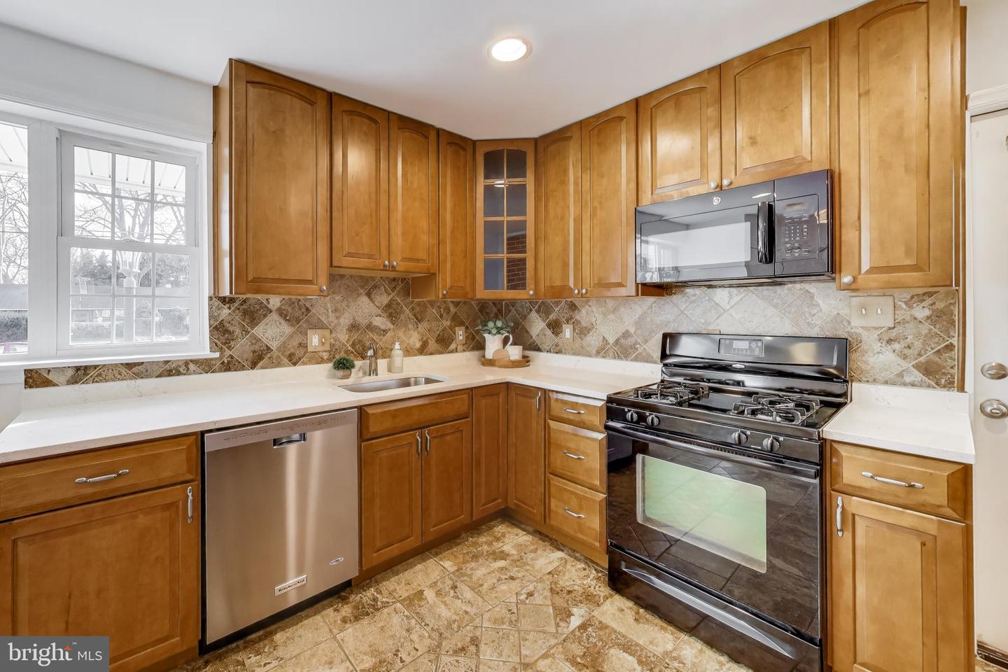 7402 INZER ST, SPRINGFIELD, Virginia 22151, 3 Bedrooms Bedrooms, ,1 BathroomBathrooms,Residential,For sale,7402 INZER ST,VAFX2292486 MLS # VAFX2292486