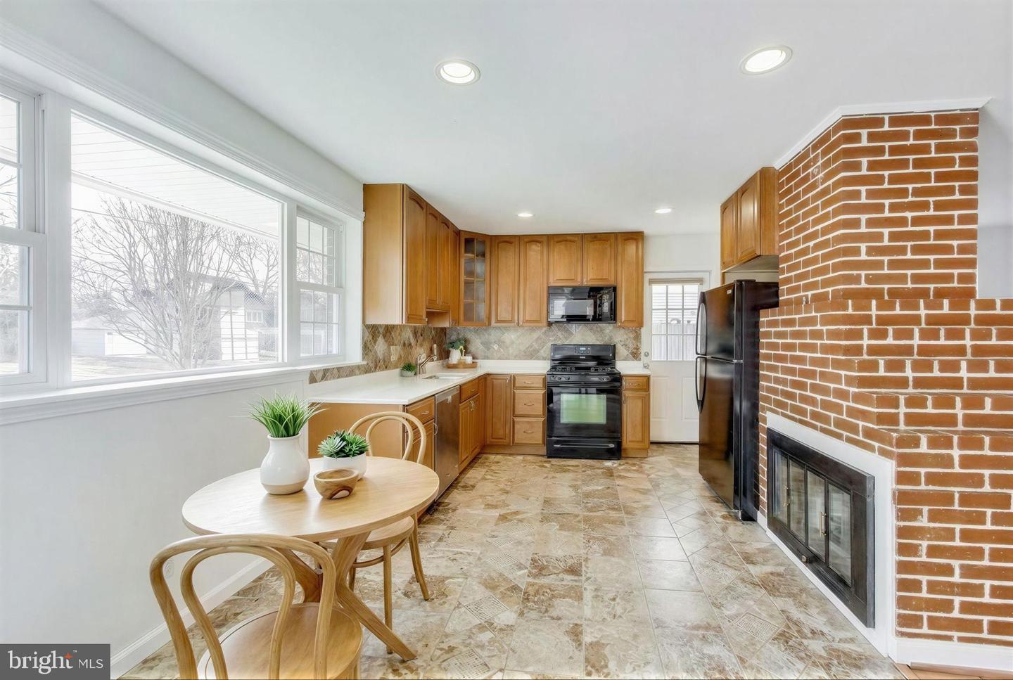 7402 INZER ST, SPRINGFIELD, Virginia 22151, 3 Bedrooms Bedrooms, ,1 BathroomBathrooms,Residential,For sale,7402 INZER ST,VAFX2292486 MLS # VAFX2292486