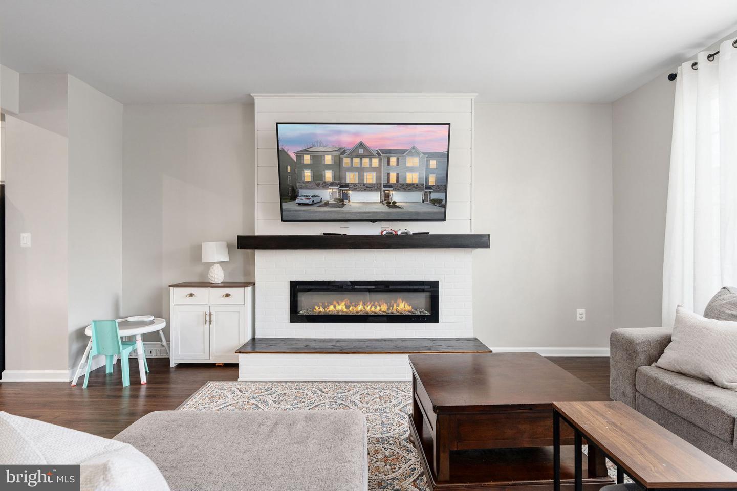 9712 CEDARMASS CIR, FREDERICKSBURG, Virginia 22408, 3 Bedrooms Bedrooms, ,2 BathroomsBathrooms,Residential,For sale,9712 CEDARMASS CIR,VASP2039514 MLS # VASP2039514